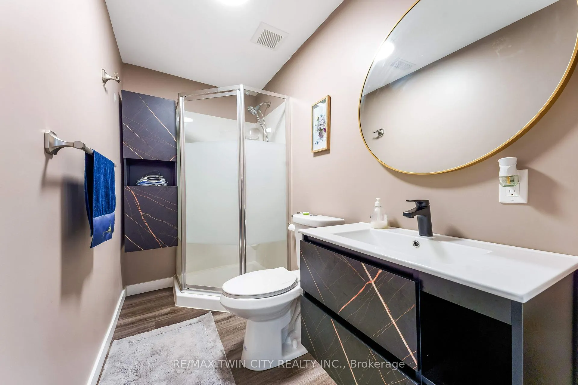 Photo 38 of 10 Sandybay Avenue, Kitchener — HOMEH
