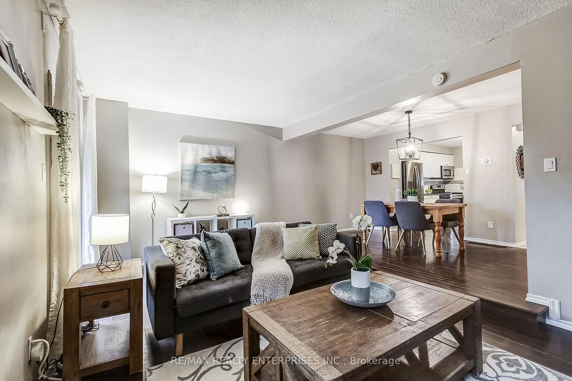 Photo 18 of Unit 2, 1306 Guelph Line, Burlington, Mountainside — HOMEH