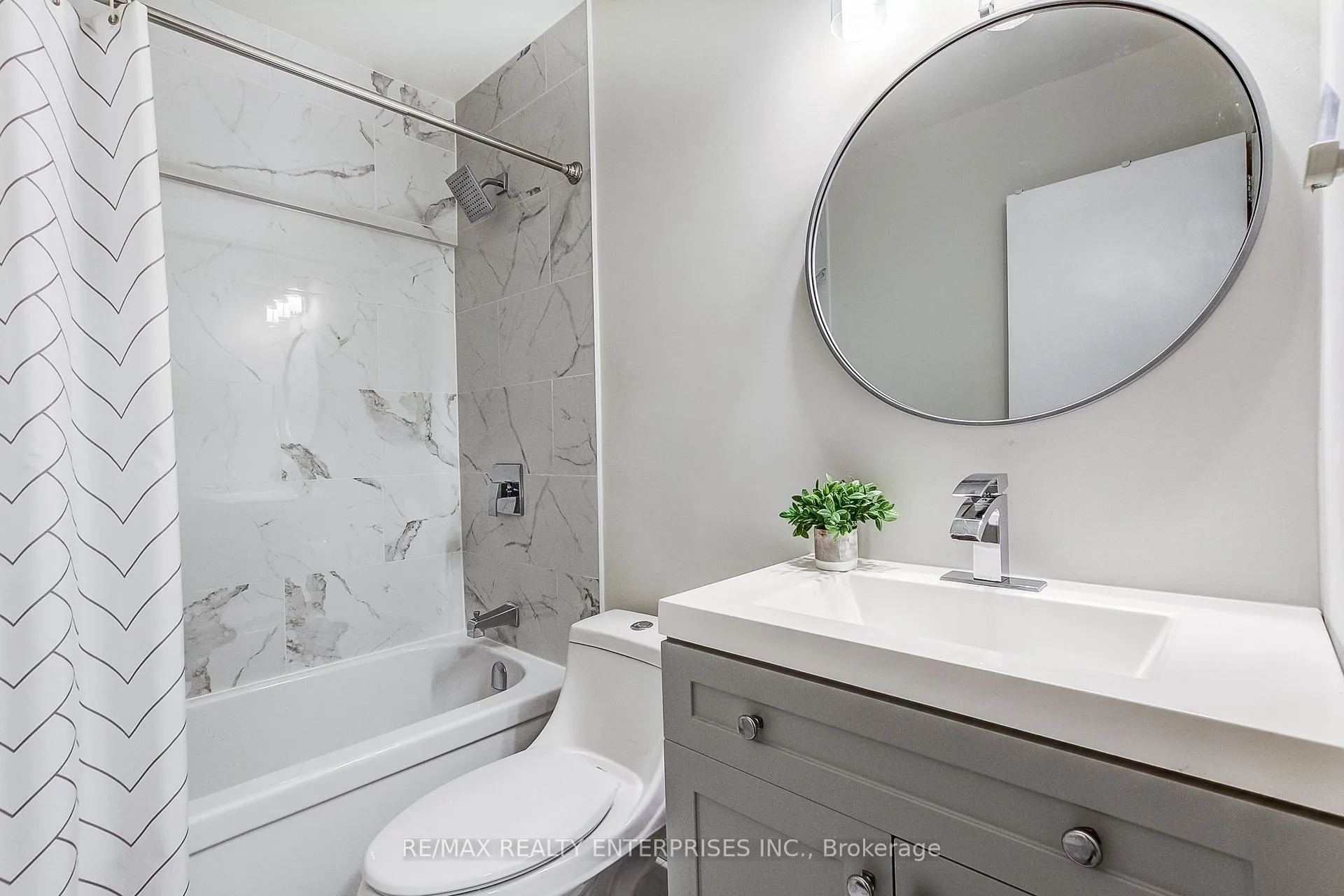 Photo 29 of Unit 2, 1306 Guelph Line, Burlington, Mountainside — HOMEH
