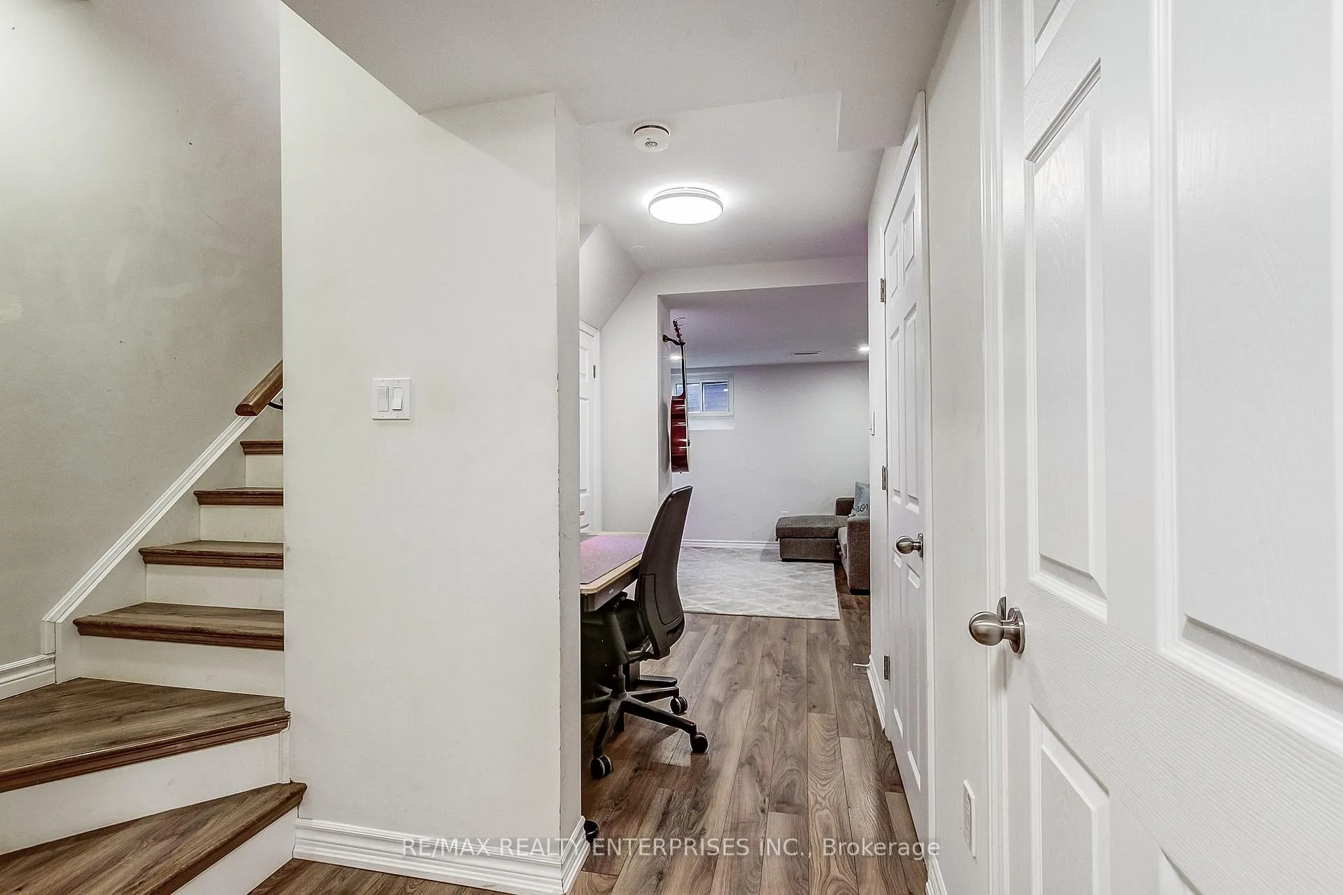 Photo 30 of Unit 2, 1306 Guelph Line, Burlington, Mountainside — HOMEH