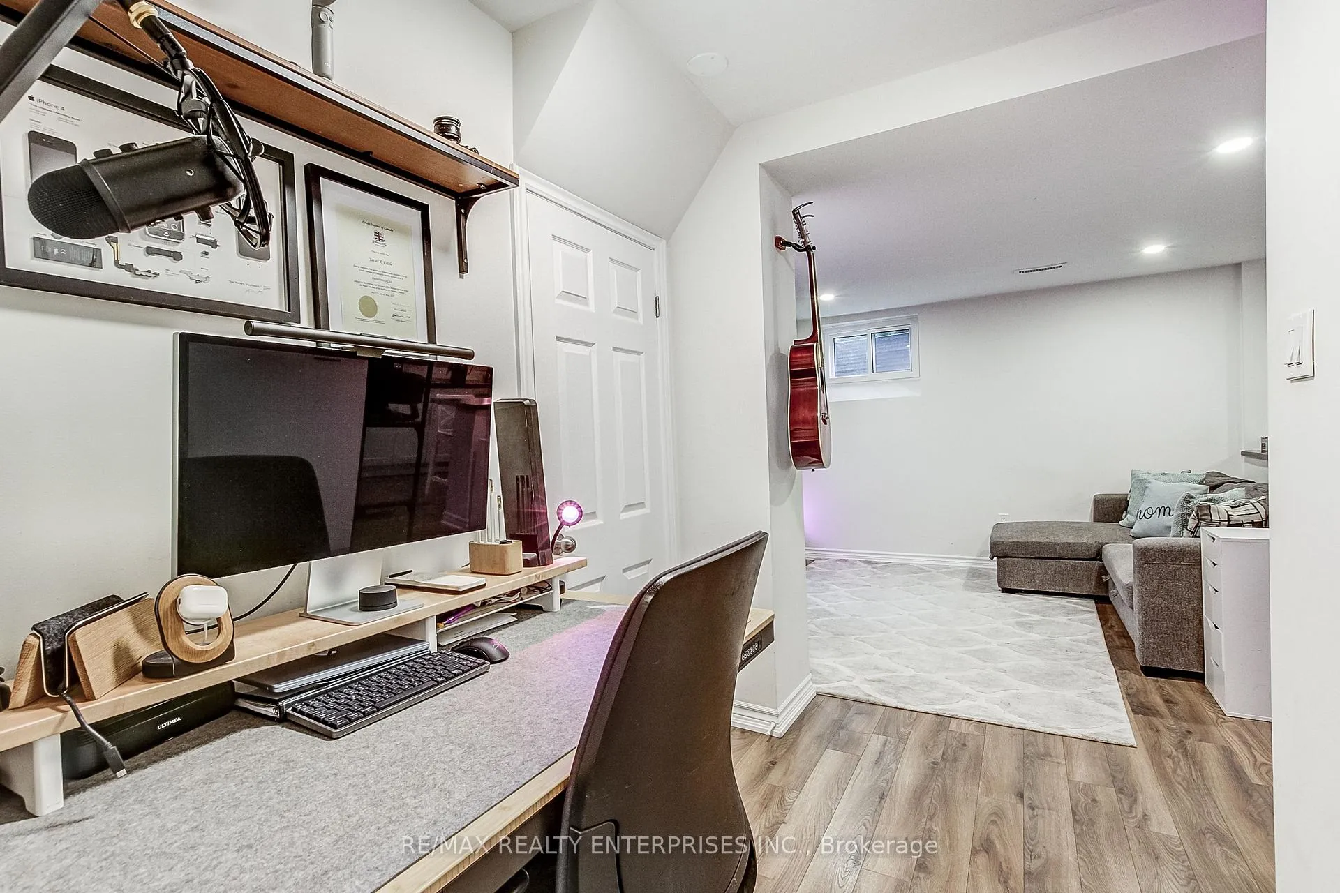 Photo 31 of Unit 2, 1306 Guelph Line, Burlington, Mountainside — HOMEH