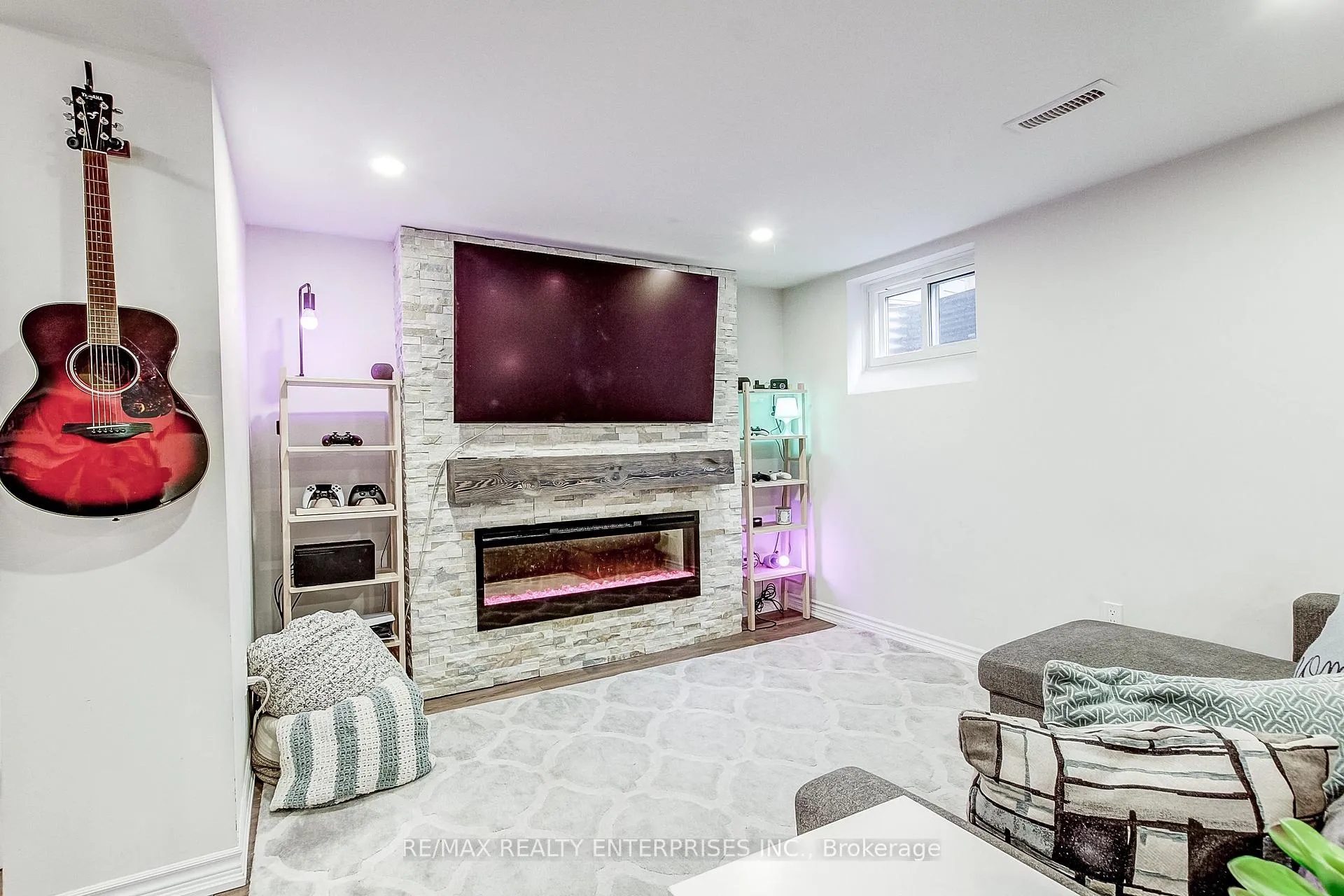 Photo 36 of Unit 2, 1306 Guelph Line, Burlington, Mountainside — HOMEH