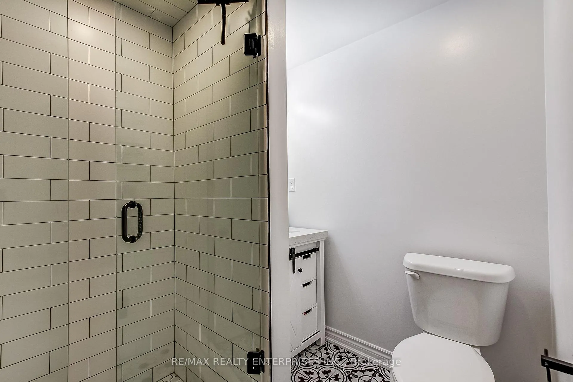 Photo 38 of Unit 2, 1306 Guelph Line, Burlington, Mountainside — HOMEH