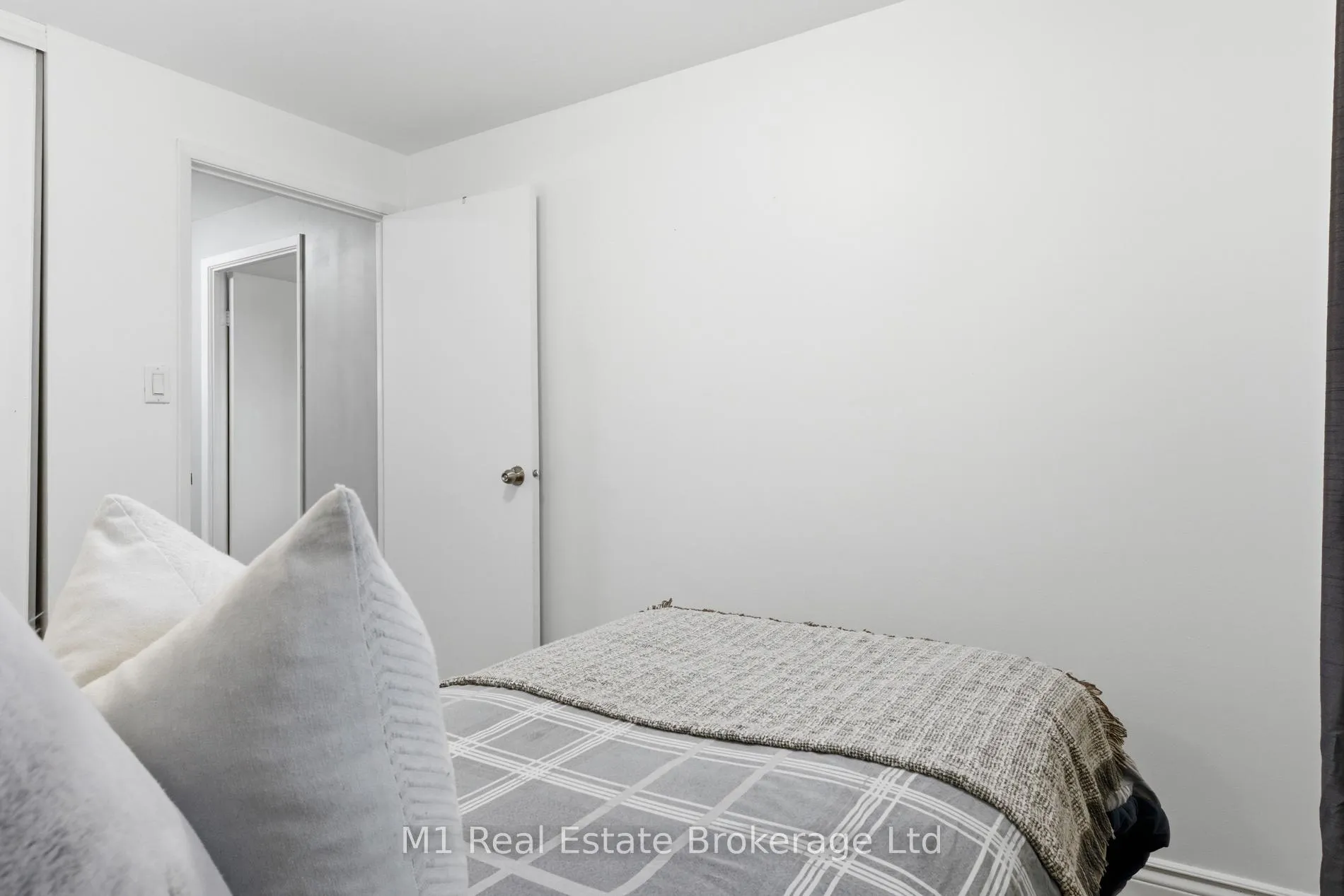 Photo 24 of Unit 57, 49 Rhonda Road, Guelph, Willow West/Sugarbush/West Acres — HOMEH