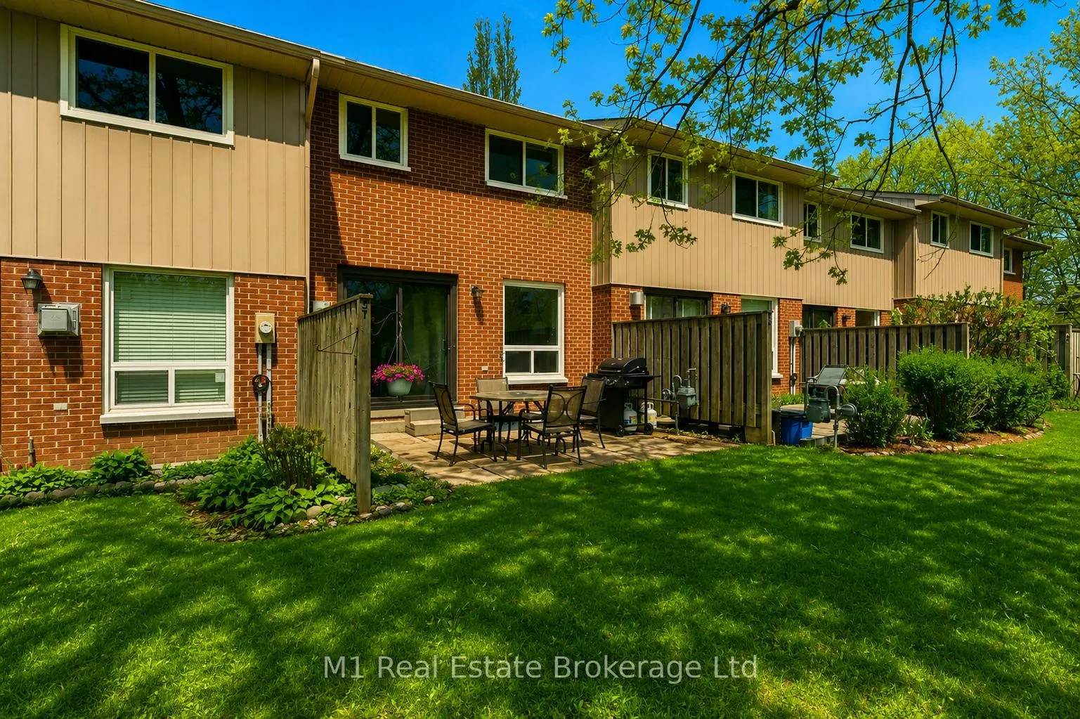 Photo 35 of Unit 57, 49 Rhonda Road, Guelph, Willow West/Sugarbush/West Acres — HOMEH