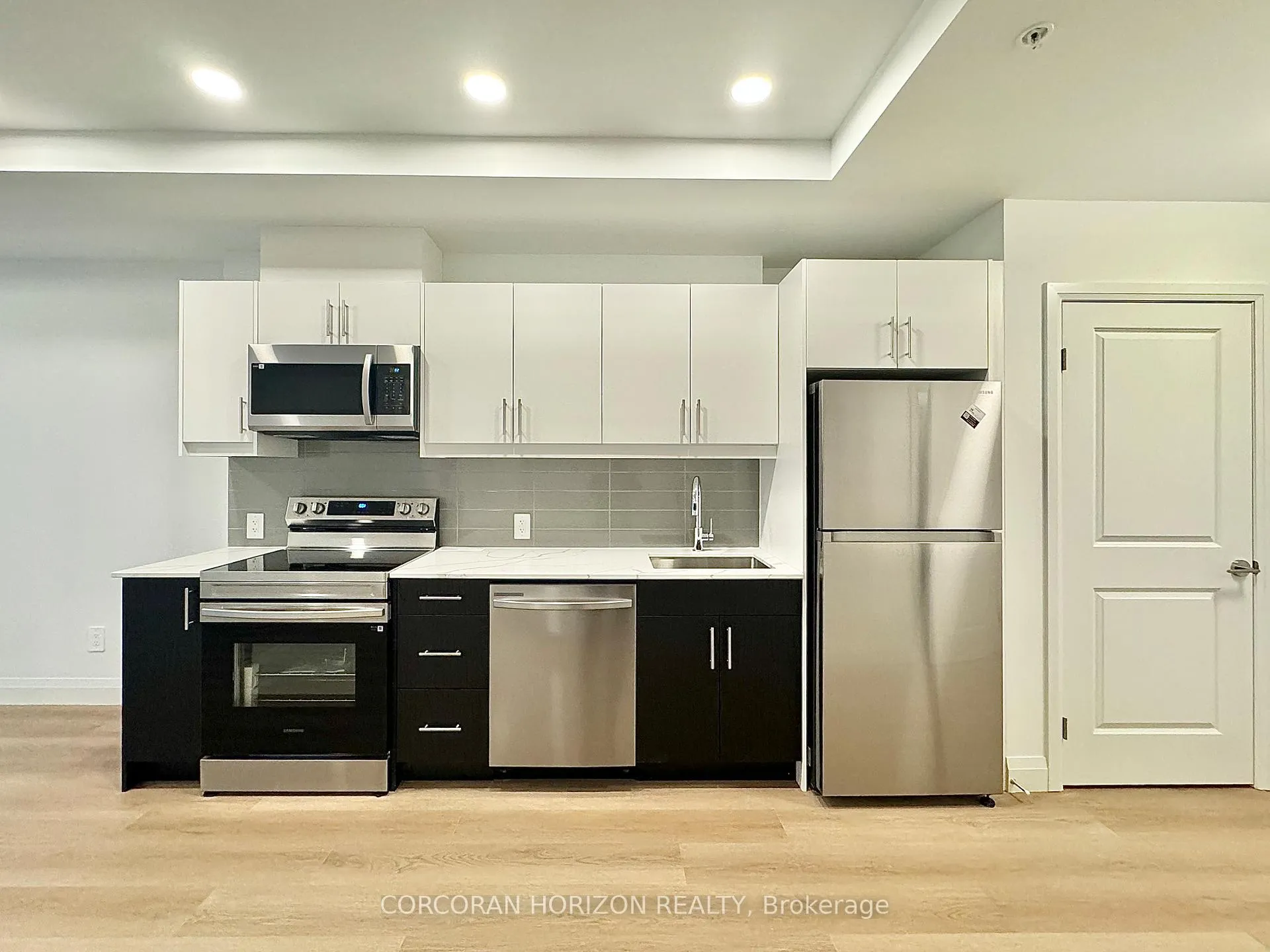 Photo 2 of Unit 319, 1333 Weber Street E, Kitchener — HOMEH