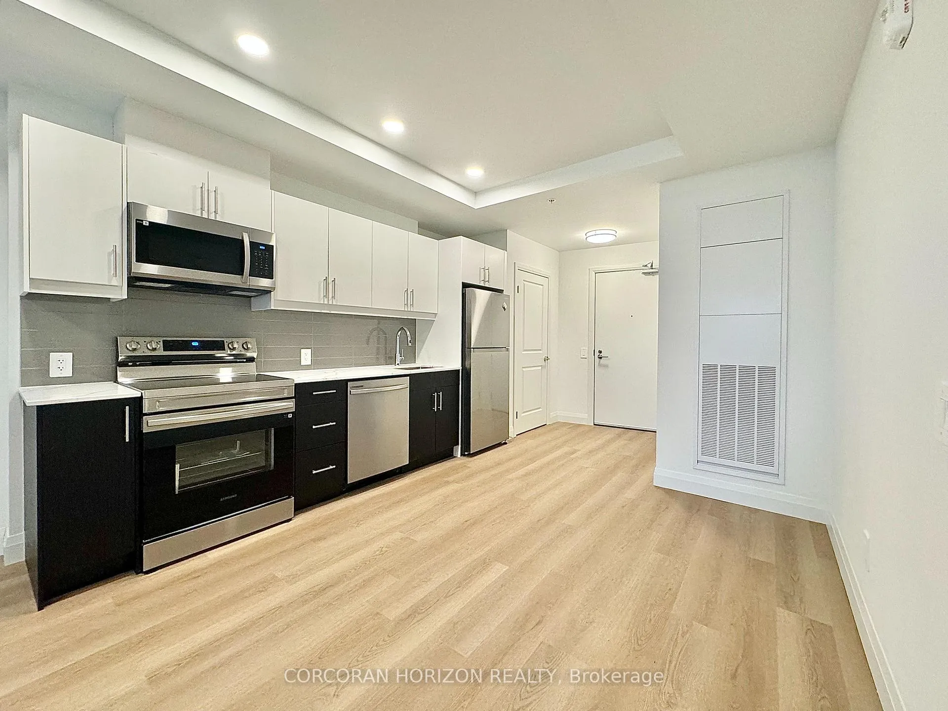 Photo 3 of Unit 319, 1333 Weber Street E, Kitchener — HOMEH