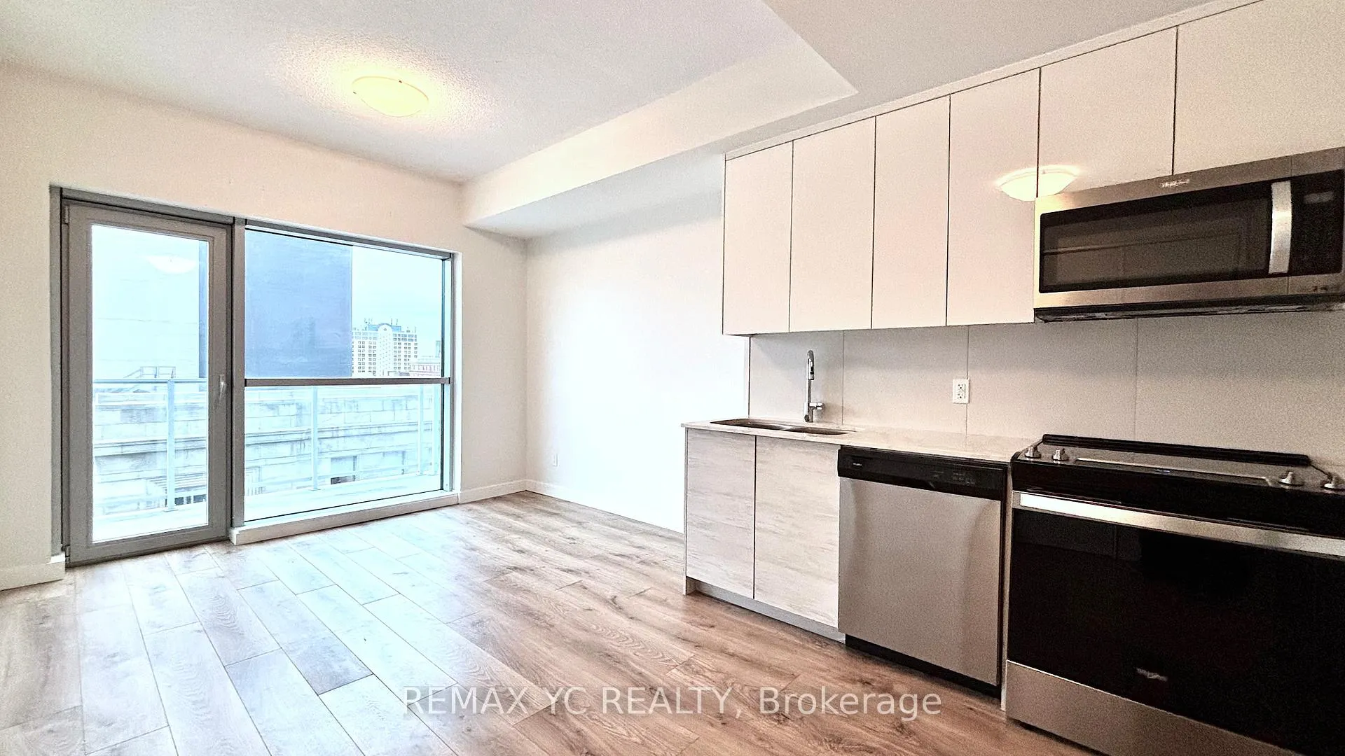 Front of Unit 405, 60 Frederick Street