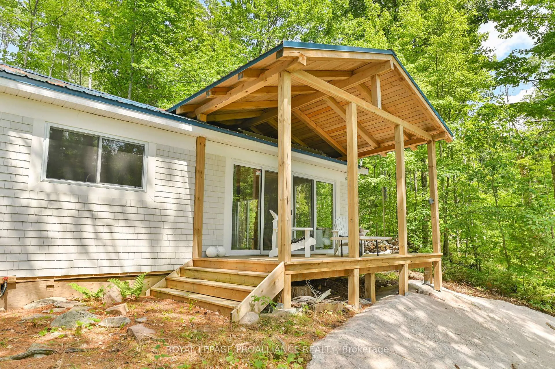 Photo 31 of 1780 Mazinaw Lake, North Frontenac, Frontenac North — HOMEH
