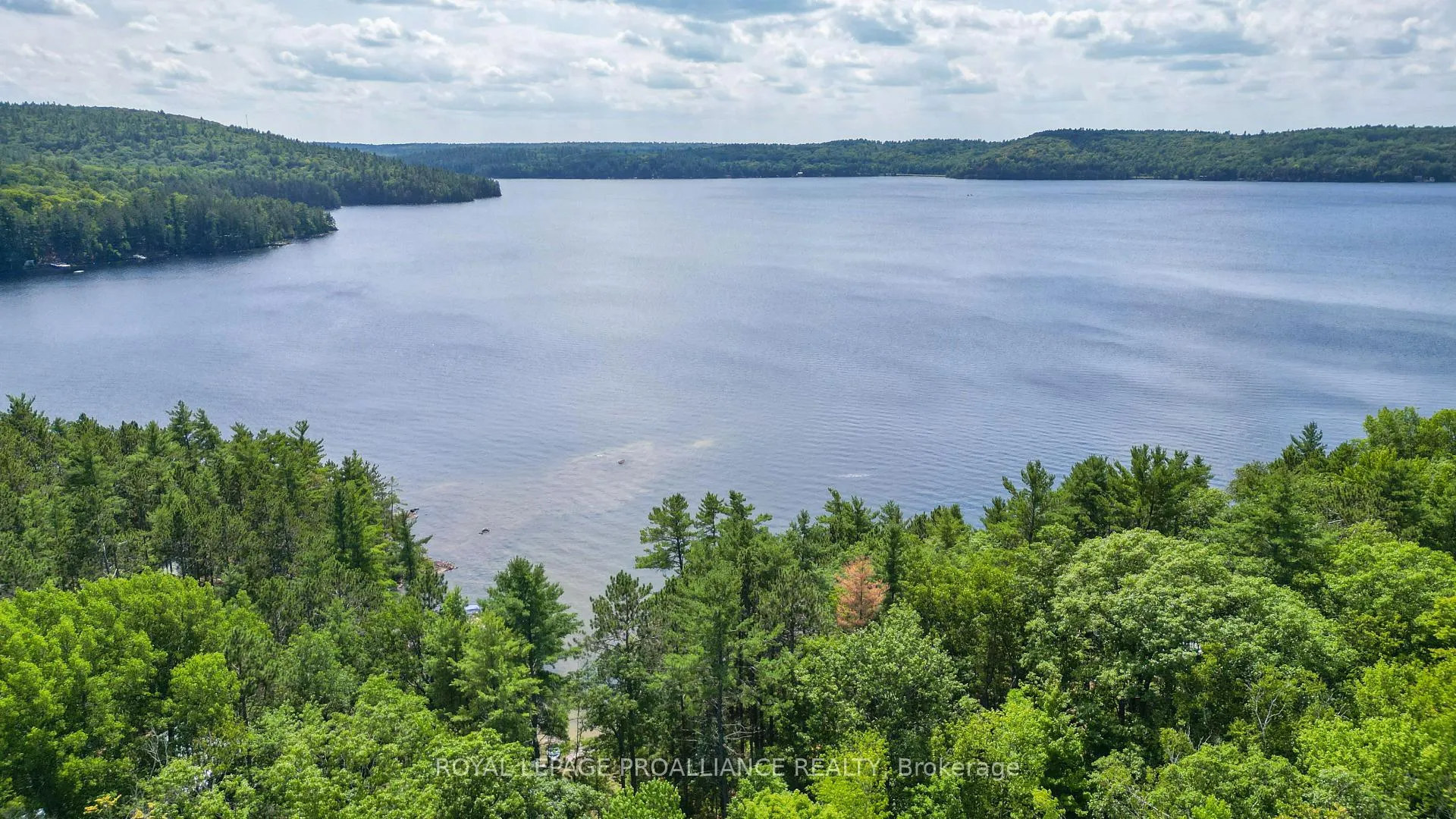 Photo 46 of 1780 Mazinaw Lake, North Frontenac, Frontenac North — HOMEH