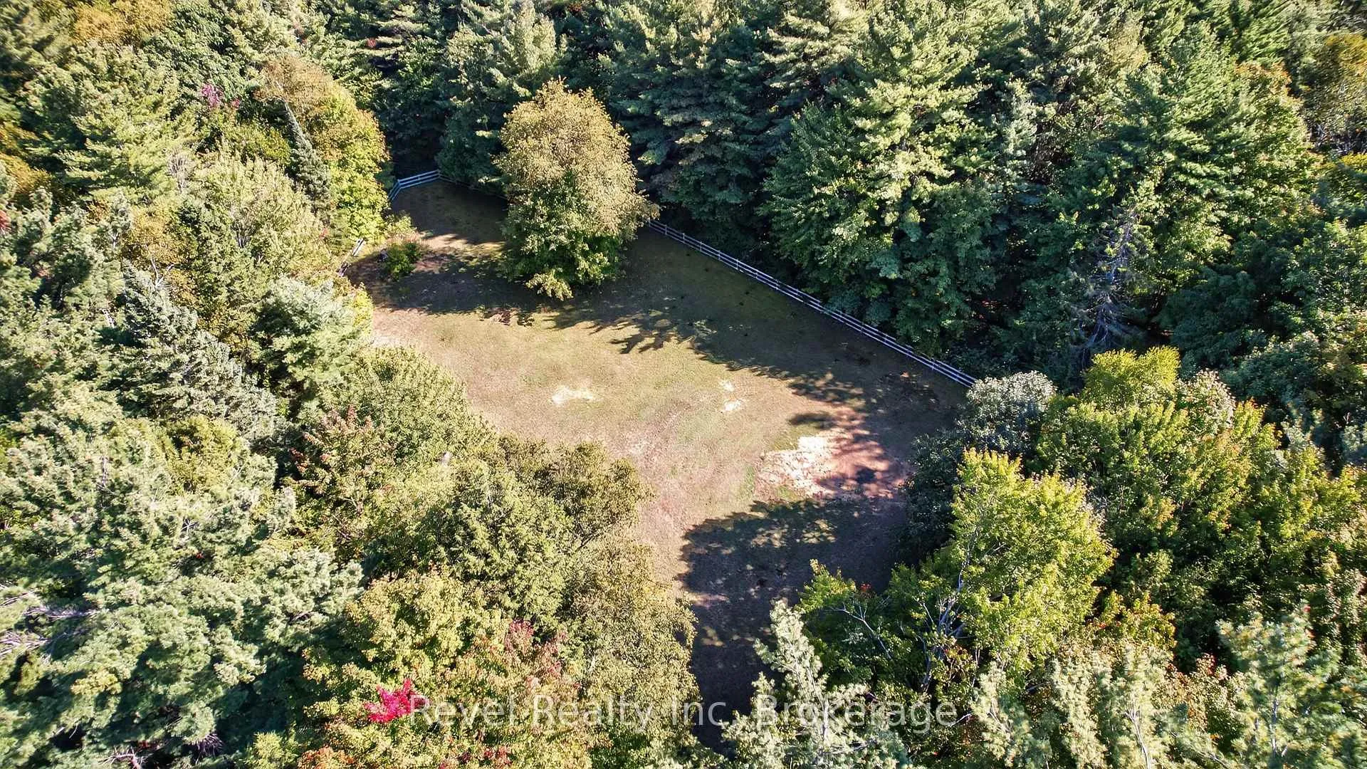 Photo 23 of 7190 93 Highway, Tiny, Rural Tiny — HOMEH