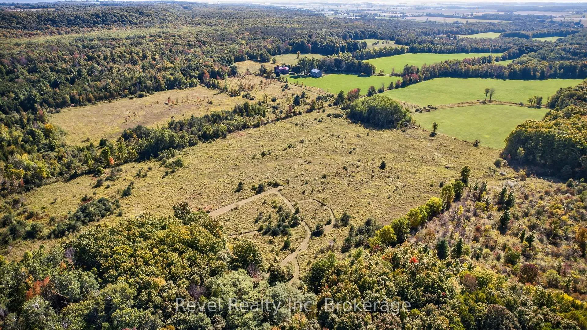 Photo 25 of 7190 93 Highway, Tiny, Rural Tiny — HOMEH