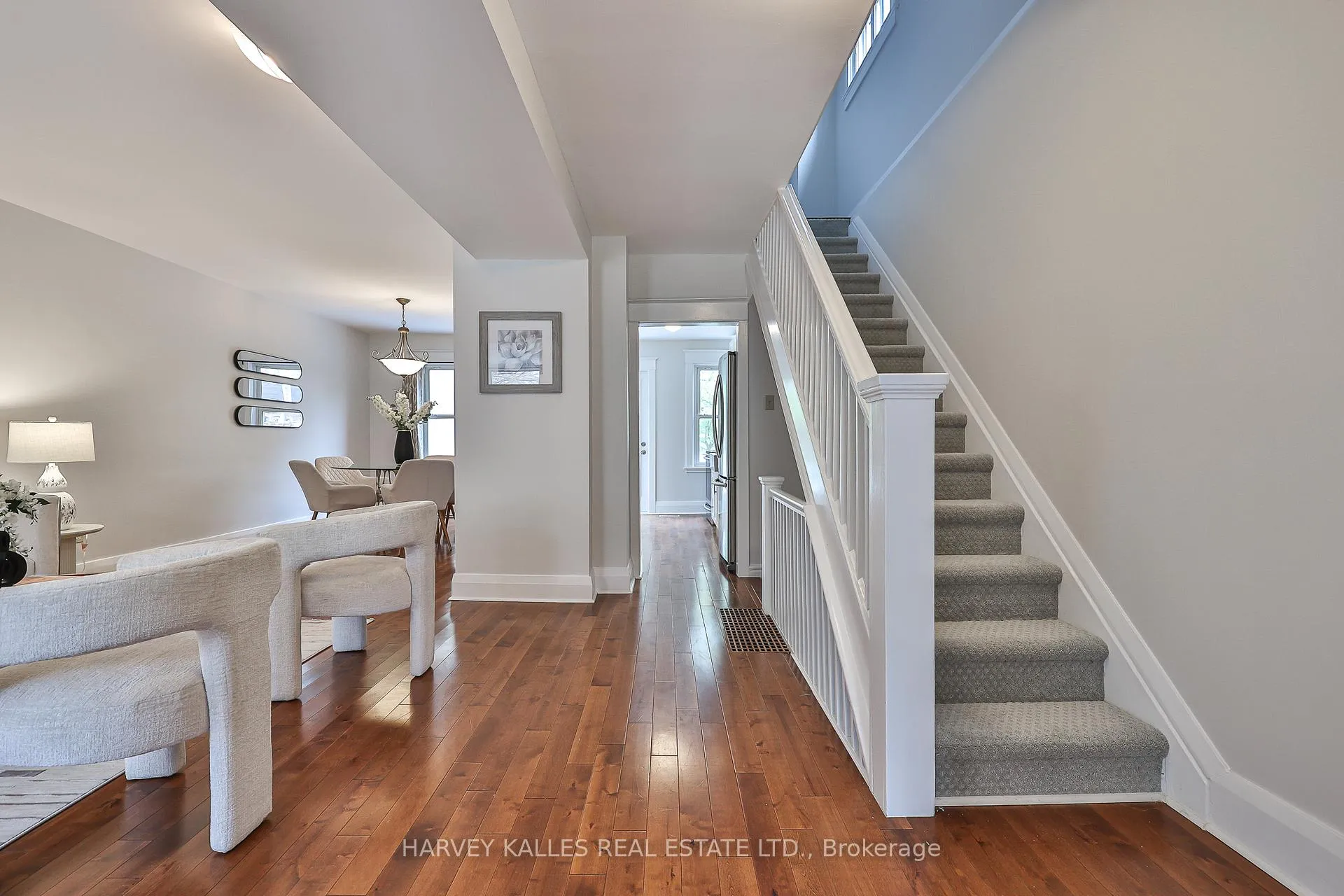 Photo 2 of 524 Balliol Street, Toronto, Mount Pleasant East — HOMEH