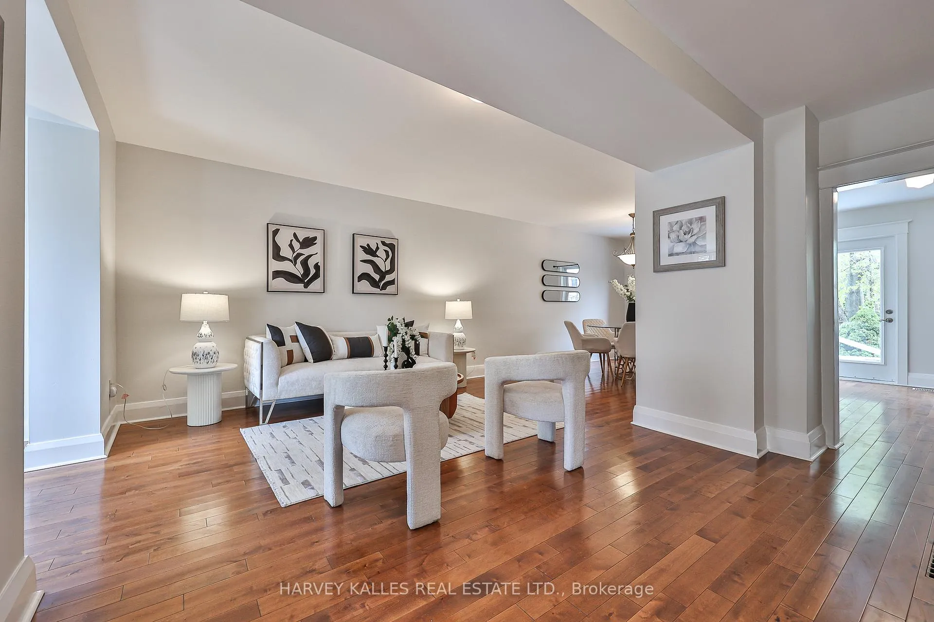 Photo 4 of 524 Balliol Street, Toronto, Mount Pleasant East — HOMEH
