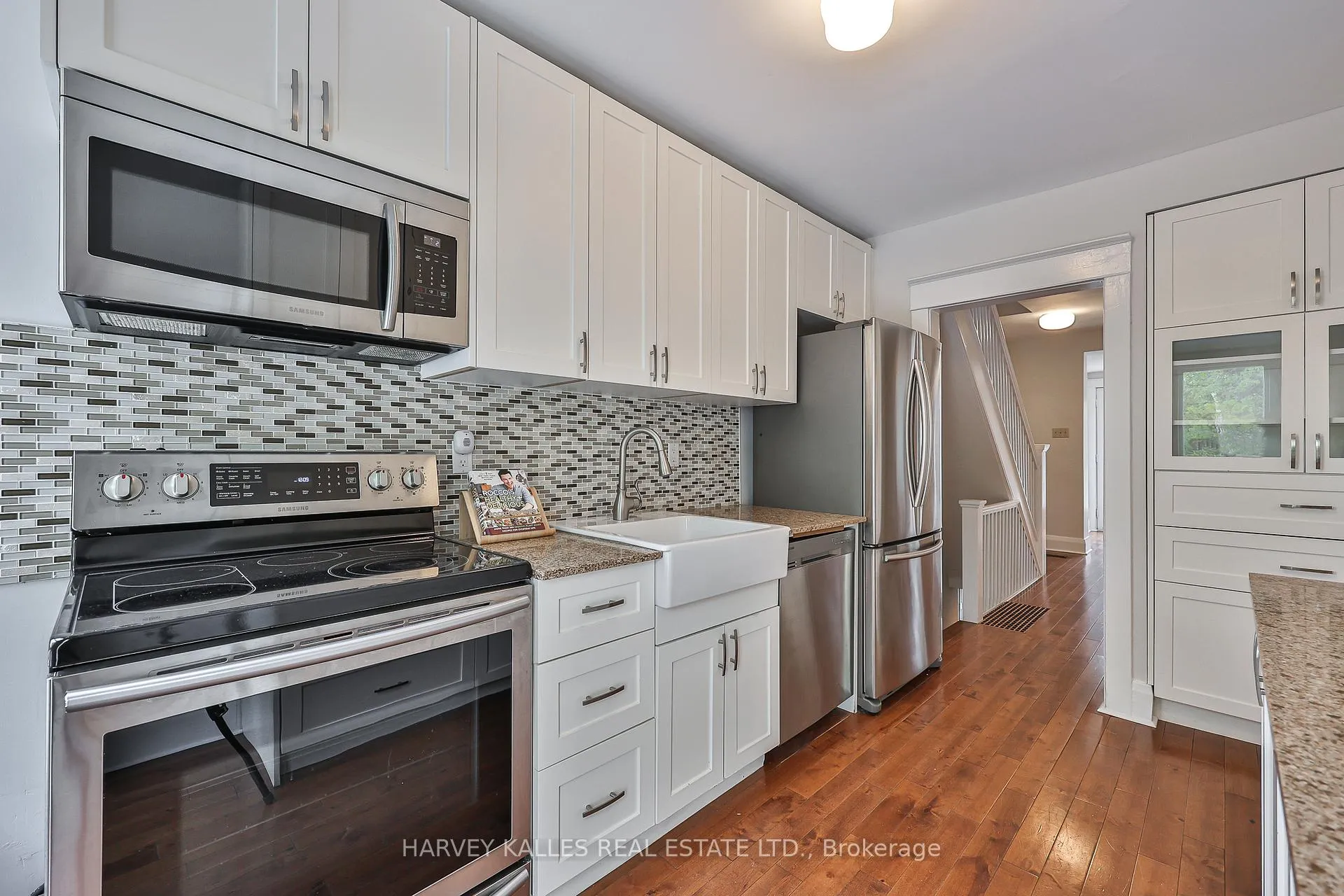 Photo 10 of 524 Balliol Street, Toronto, Mount Pleasant East — HOMEH
