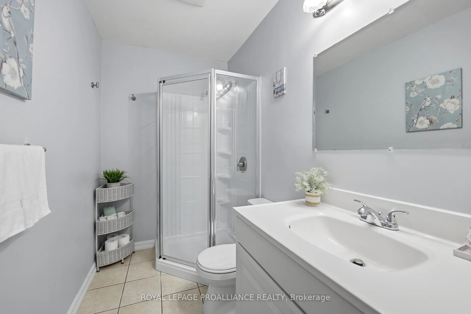 Photo 13 of 95 Centre Street, Quinte West, Frankford Ward — HOMEH