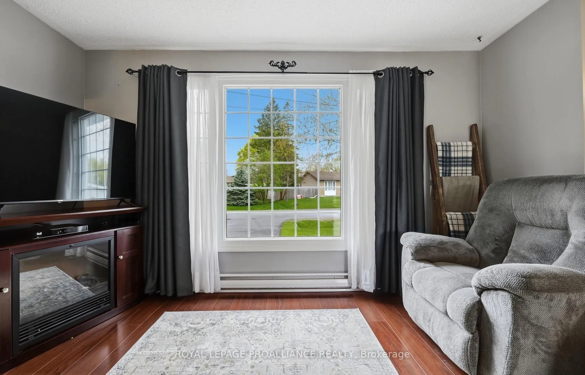 Photo 16 of 95 Centre Street, Quinte West, Frankford Ward — HOMEH