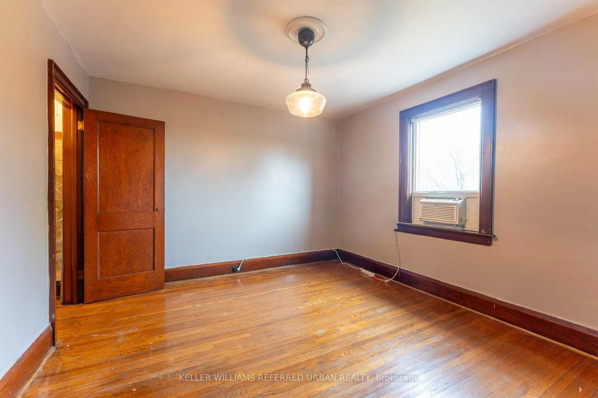 Photo 10 of 507 Donlands Avenue, Toronto, East York — HOMEH