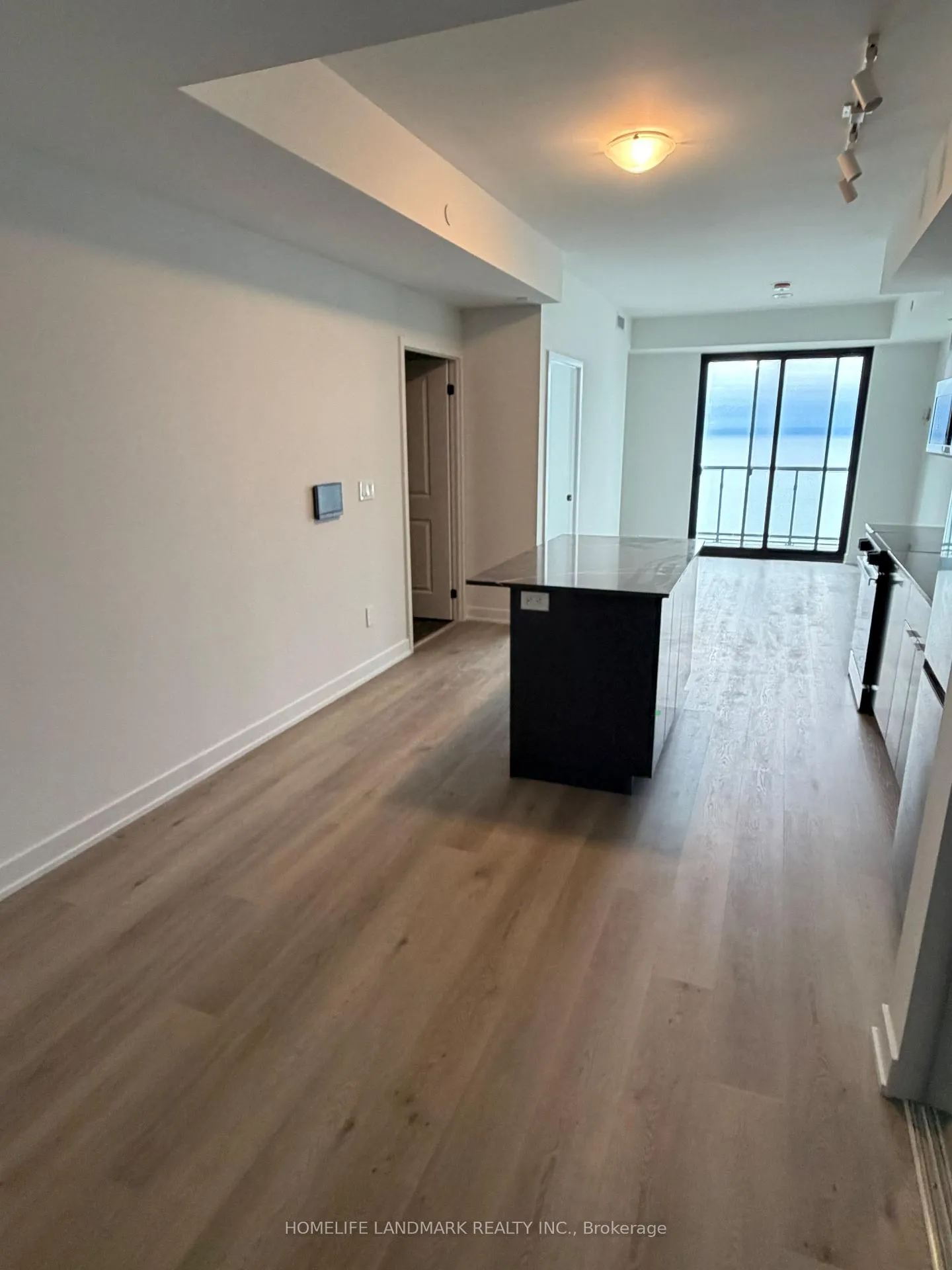 Photo 2 of Unit 2005, 2075 Lakeshore Road, Burlington, Brant — HOMEH