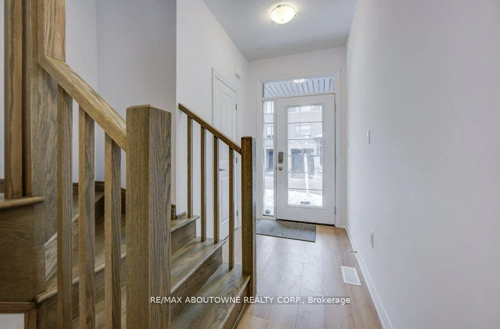 Photo 4 of Unit 85, 120 Court Drive, Brant, Paris — HOMEH