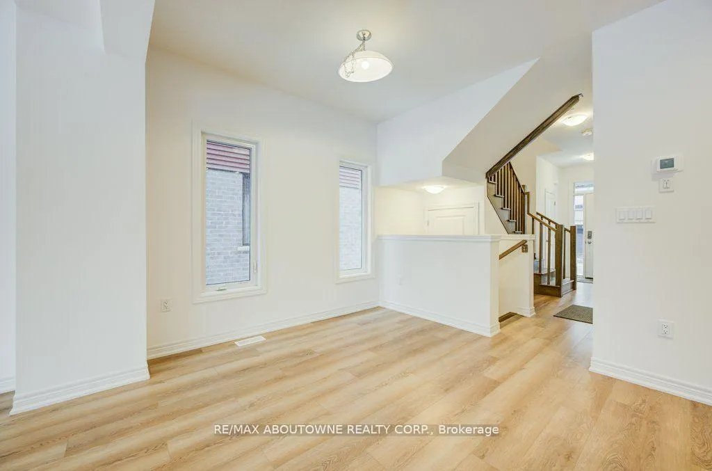 Photo 17 of Unit 85, 120 Court Drive, Brant, Paris — HOMEH