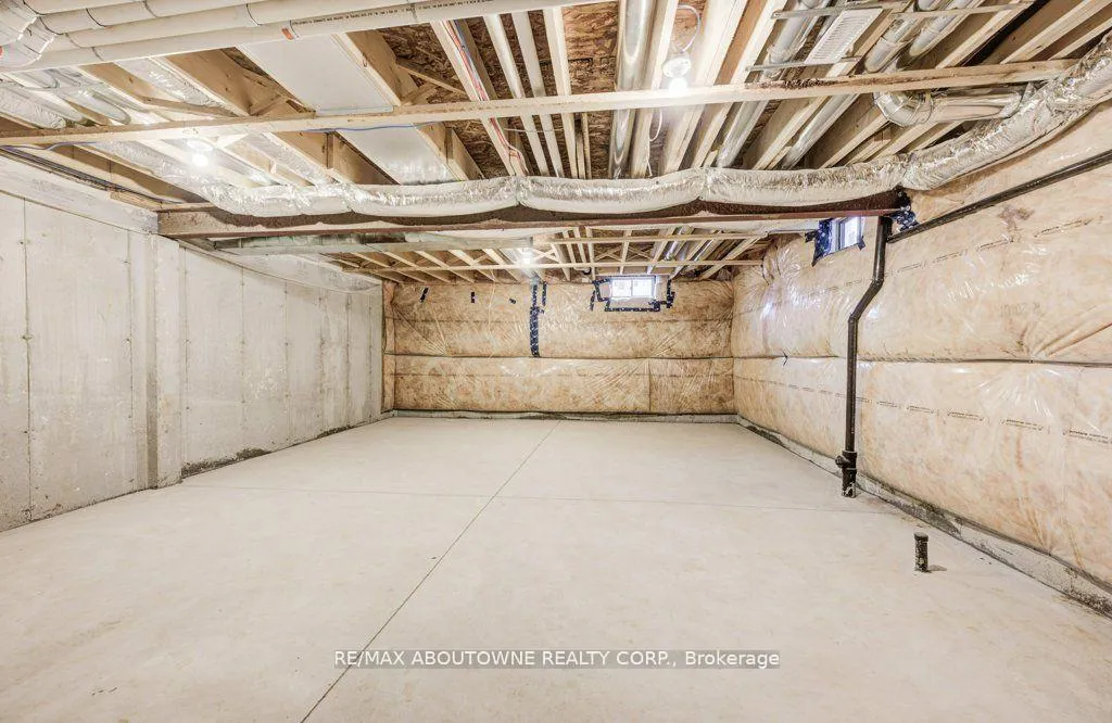 Photo 31 of Unit 85, 120 Court Drive, Brant, Paris — HOMEH