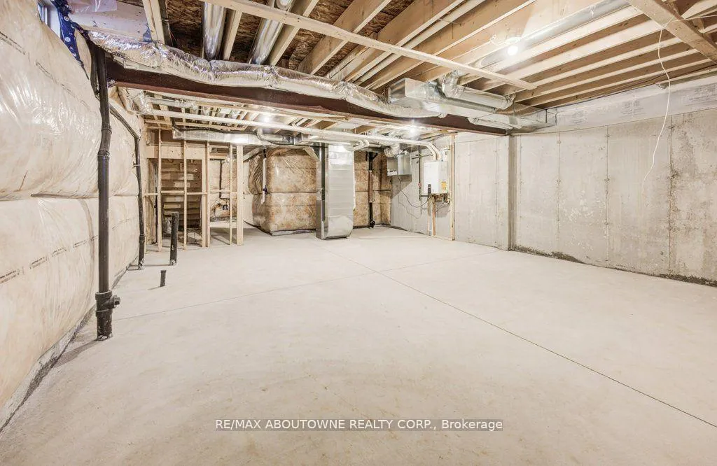 Photo 32 of Unit 85, 120 Court Drive, Brant, Paris — HOMEH