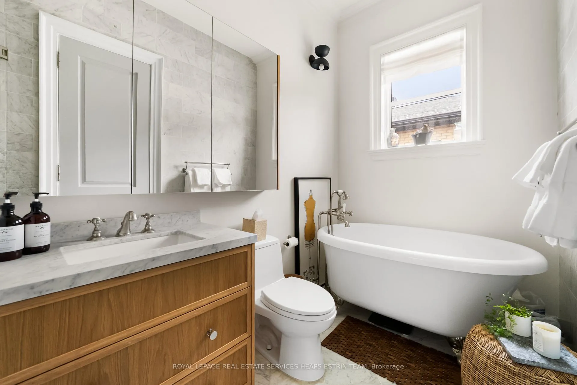 Photo 32 of 18 Rachael Street, Toronto, Rosedale-Moore Park — HOMEH