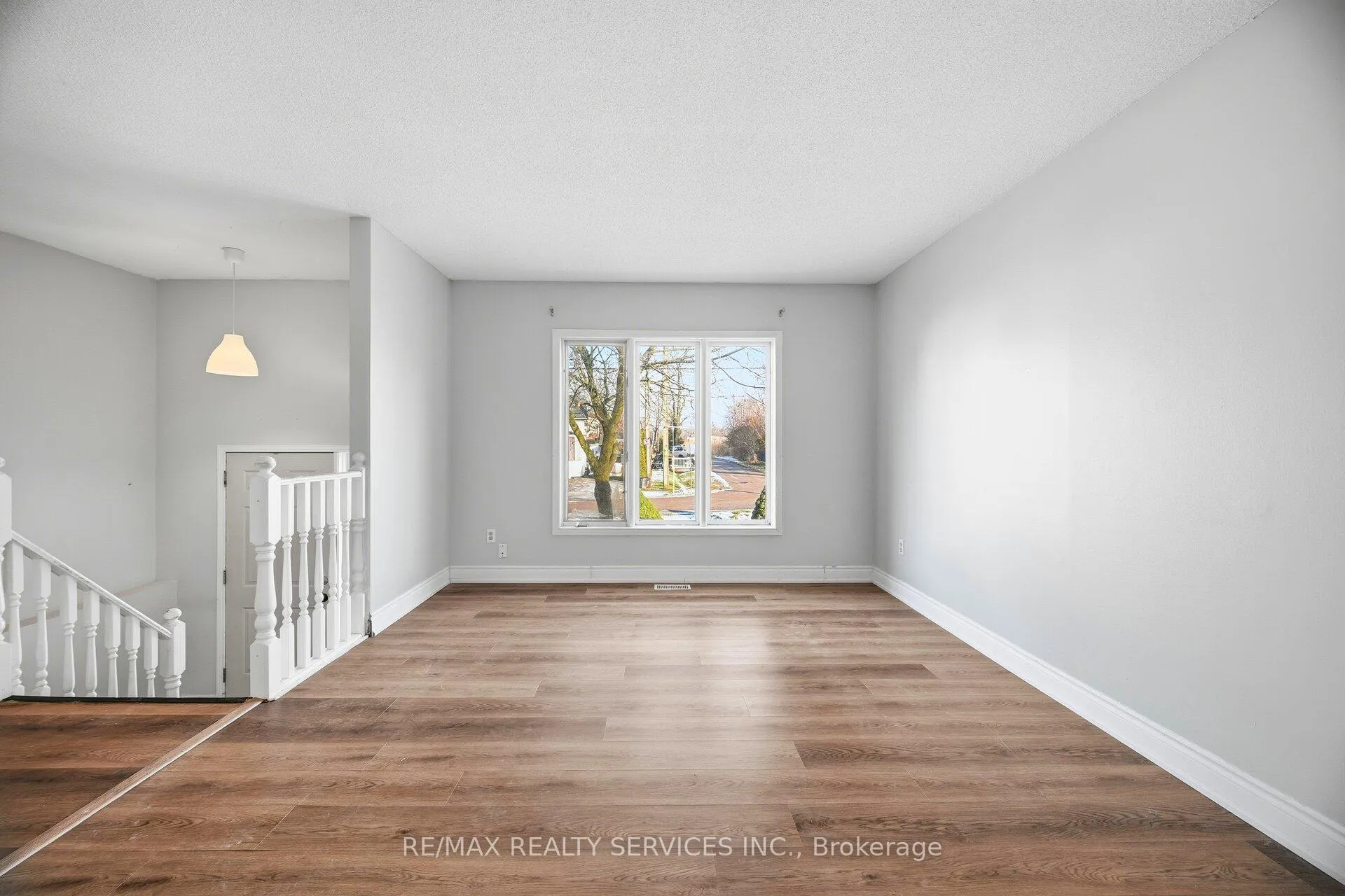 Photo 9 of 15 Margaret Street, Thorold, Port Robinson — HOMEH