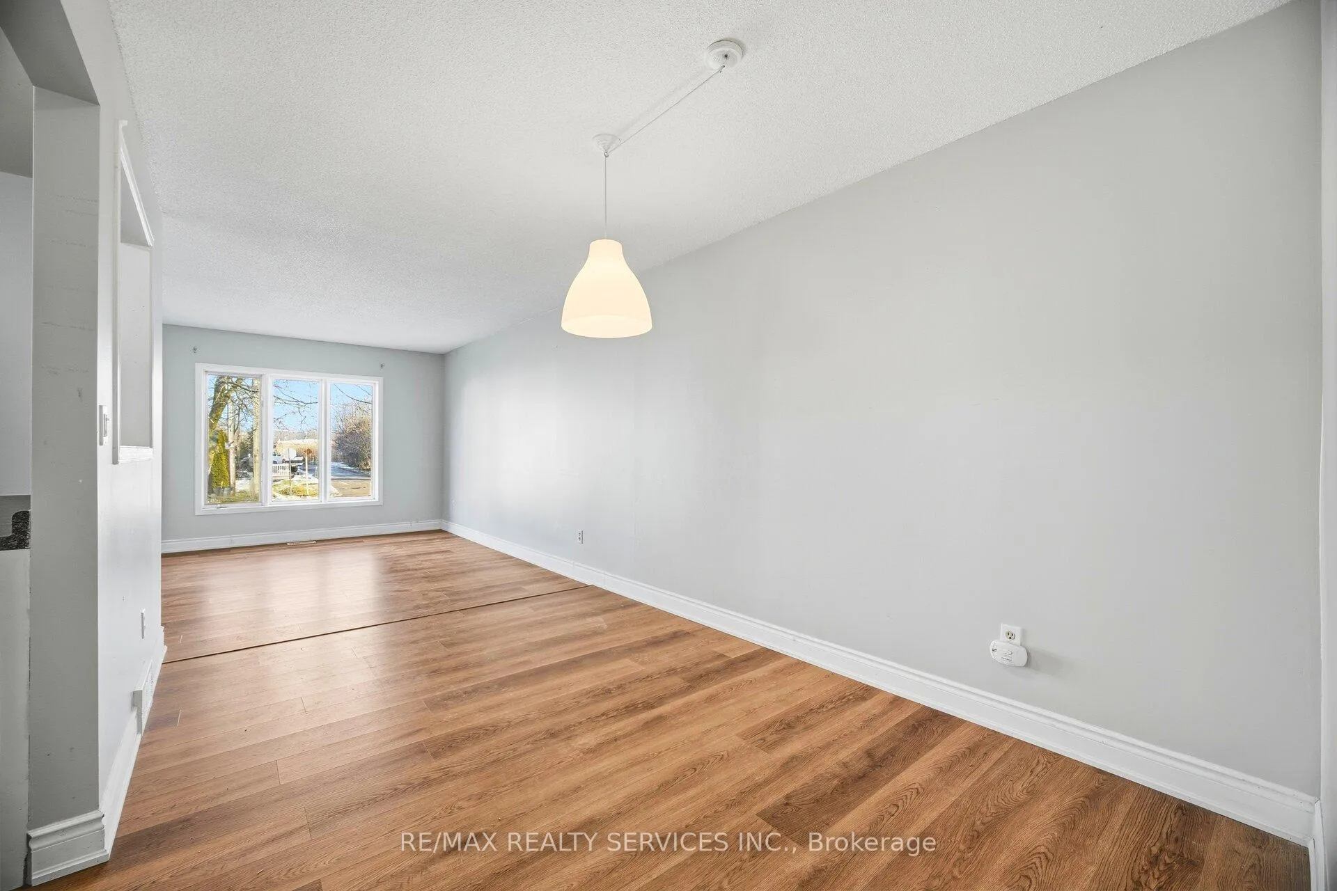 Photo 12 of 15 Margaret Street, Thorold, Port Robinson — HOMEH