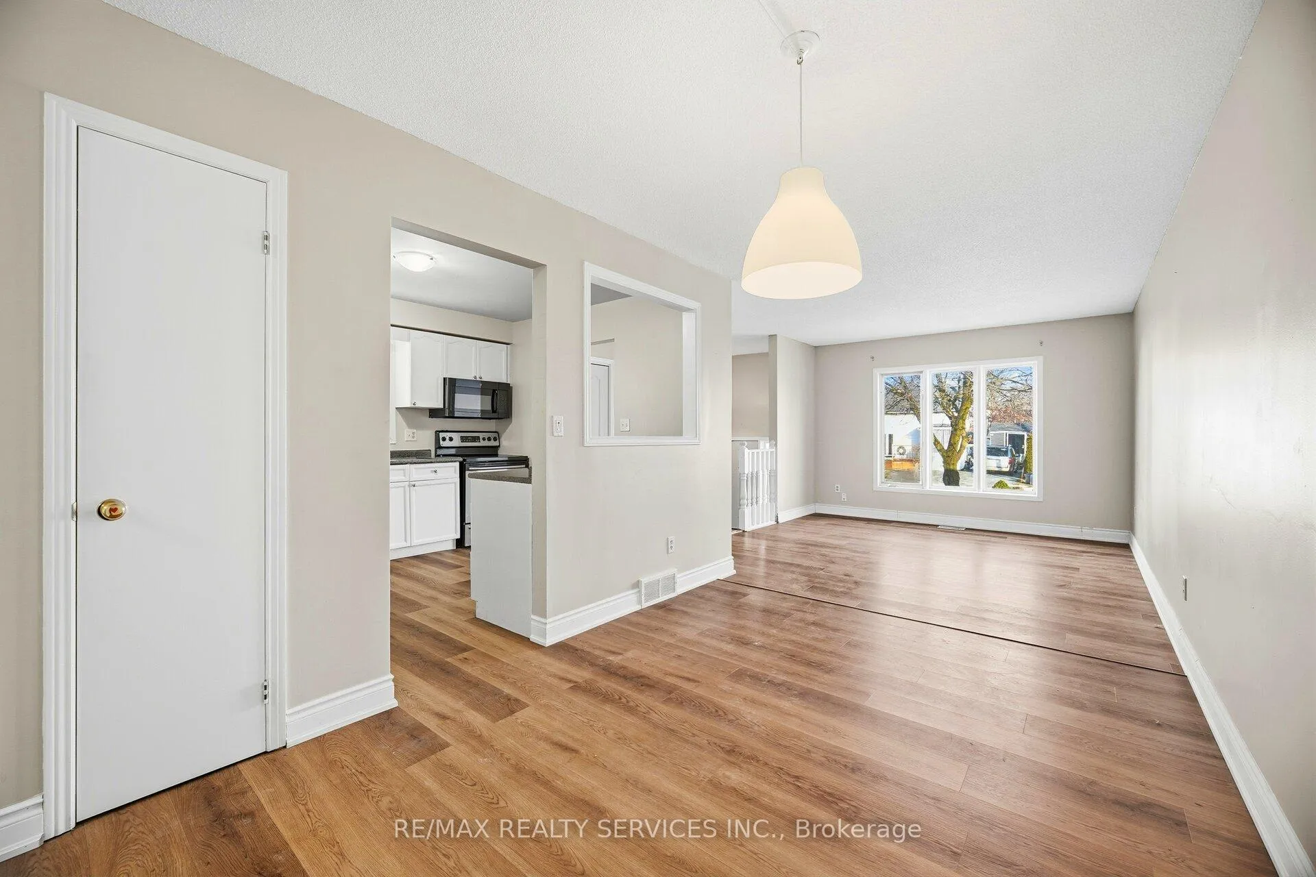 Photo 14 of 15 Margaret Street, Thorold, Port Robinson — HOMEH