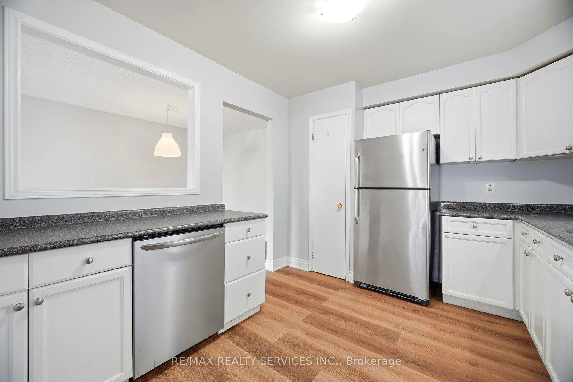 Photo 18 of 15 Margaret Street, Thorold, Port Robinson — HOMEH