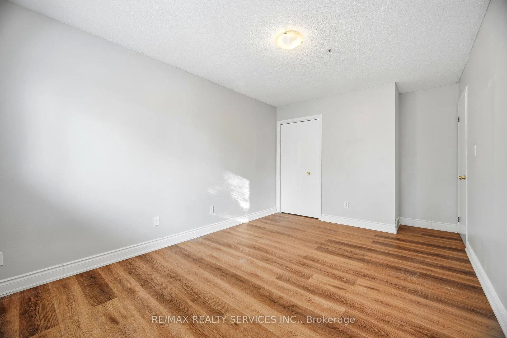 Photo 24 of 15 Margaret Street, Thorold, Port Robinson — HOMEH