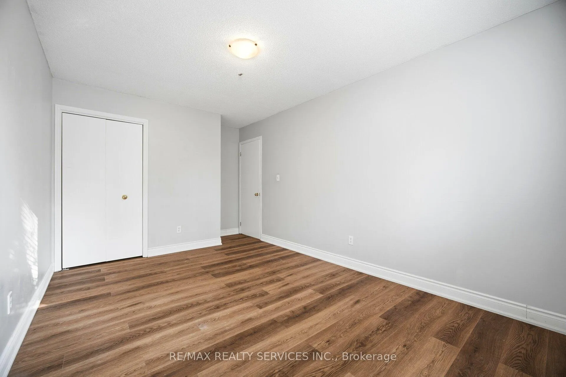 Photo 25 of 15 Margaret Street, Thorold, Port Robinson — HOMEH