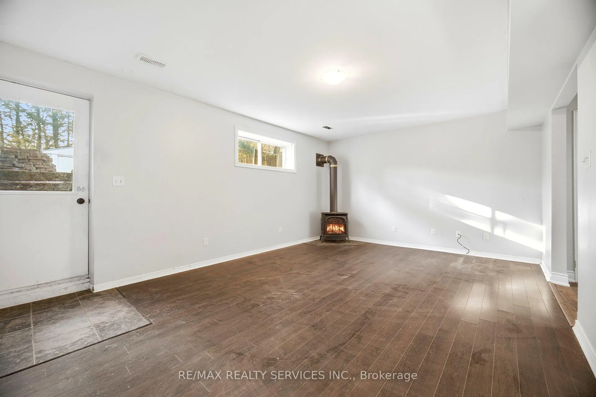 Photo 38 of 15 Margaret Street, Thorold, Port Robinson — HOMEH
