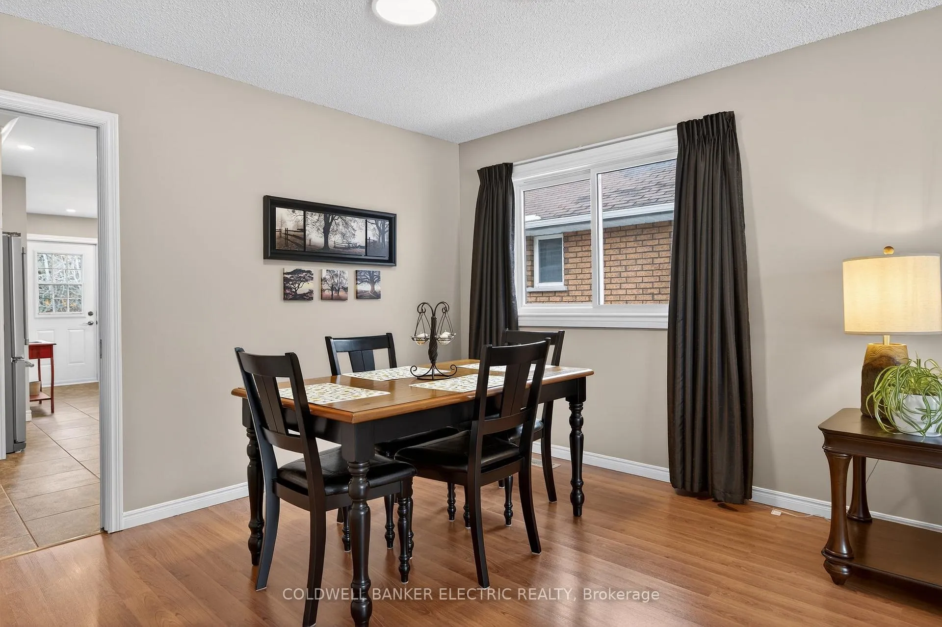 Photo 9 of 1599 Forster Avenue, Peterborough, Otonabee Ward 1 — HOMEH