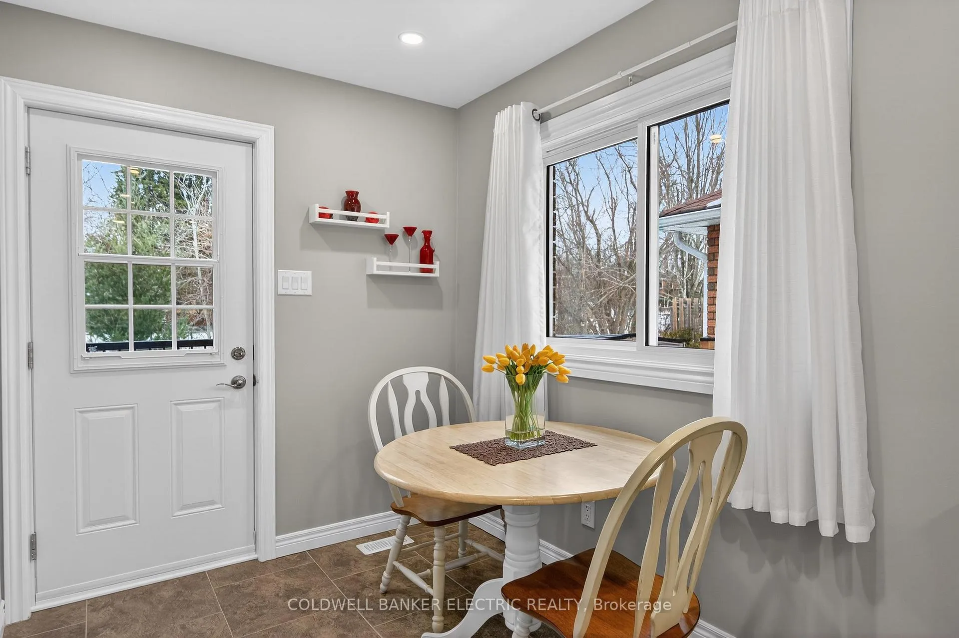 Photo 17 of 1599 Forster Avenue, Peterborough, Otonabee Ward 1 — HOMEH