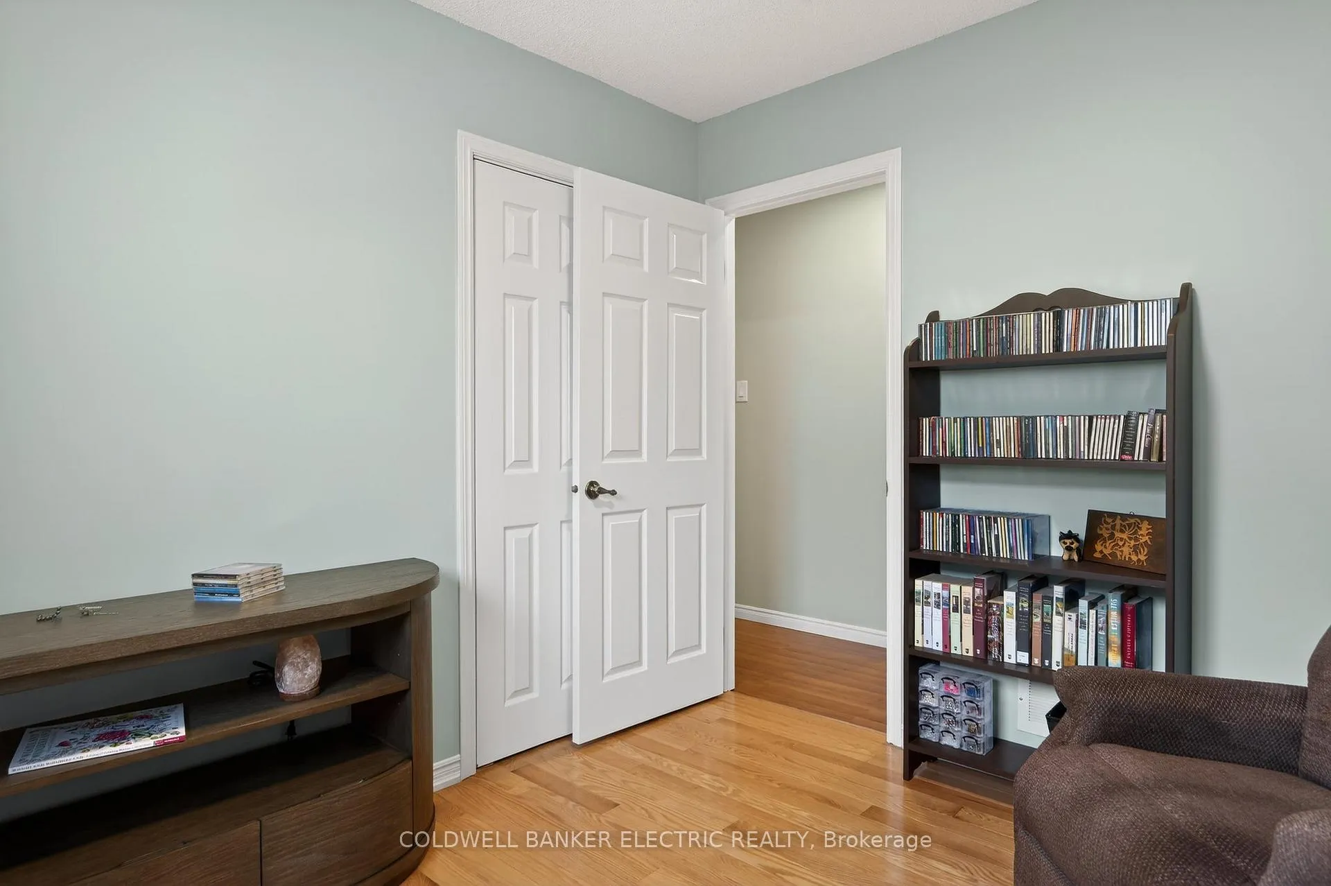 Photo 24 of 1599 Forster Avenue, Peterborough, Otonabee Ward 1 — HOMEH