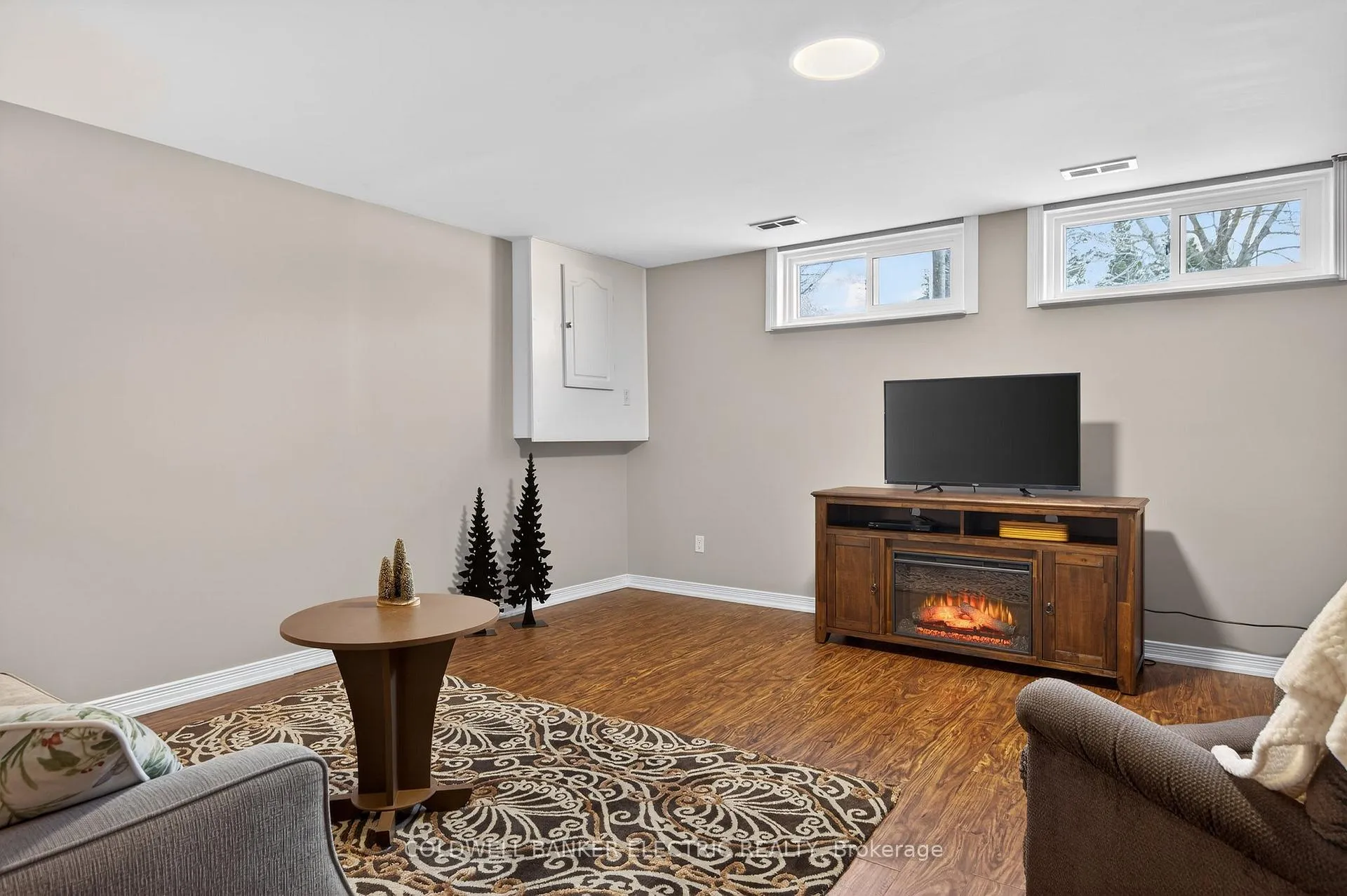 Photo 26 of 1599 Forster Avenue, Peterborough, Otonabee Ward 1 — HOMEH