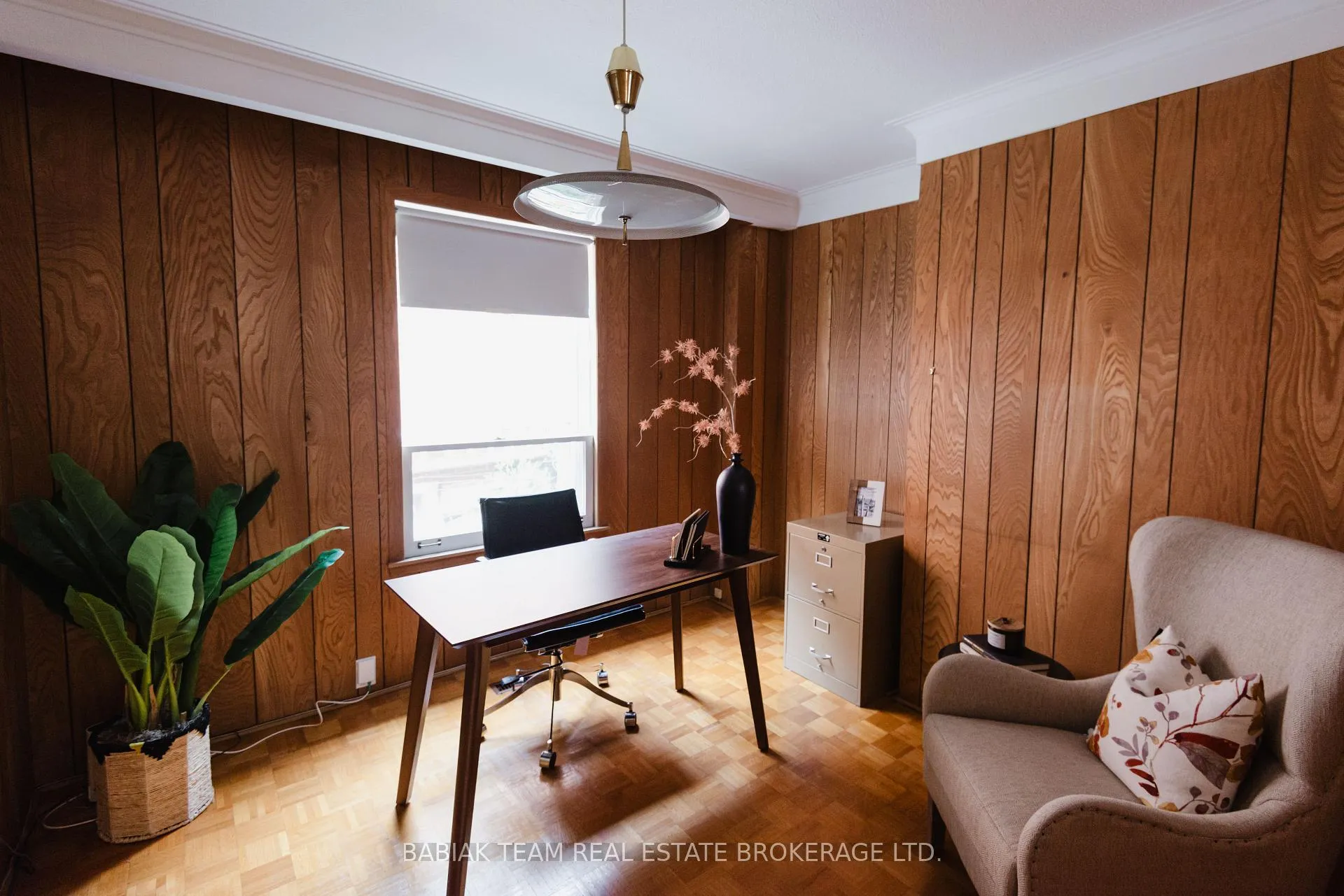 Photo 14 of 7 Innisfree Court, Toronto, High Park-Swansea — HOMEH