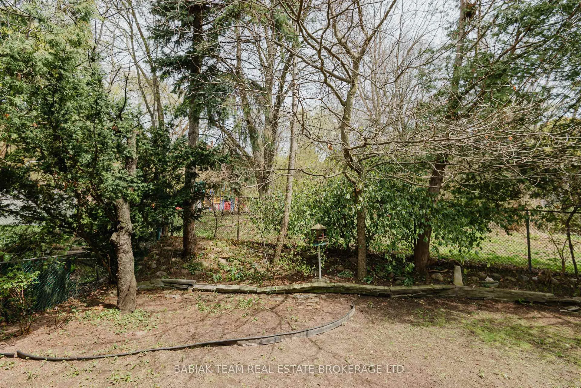 Photo 42 of 7 Innisfree Court, Toronto, High Park-Swansea — HOMEH