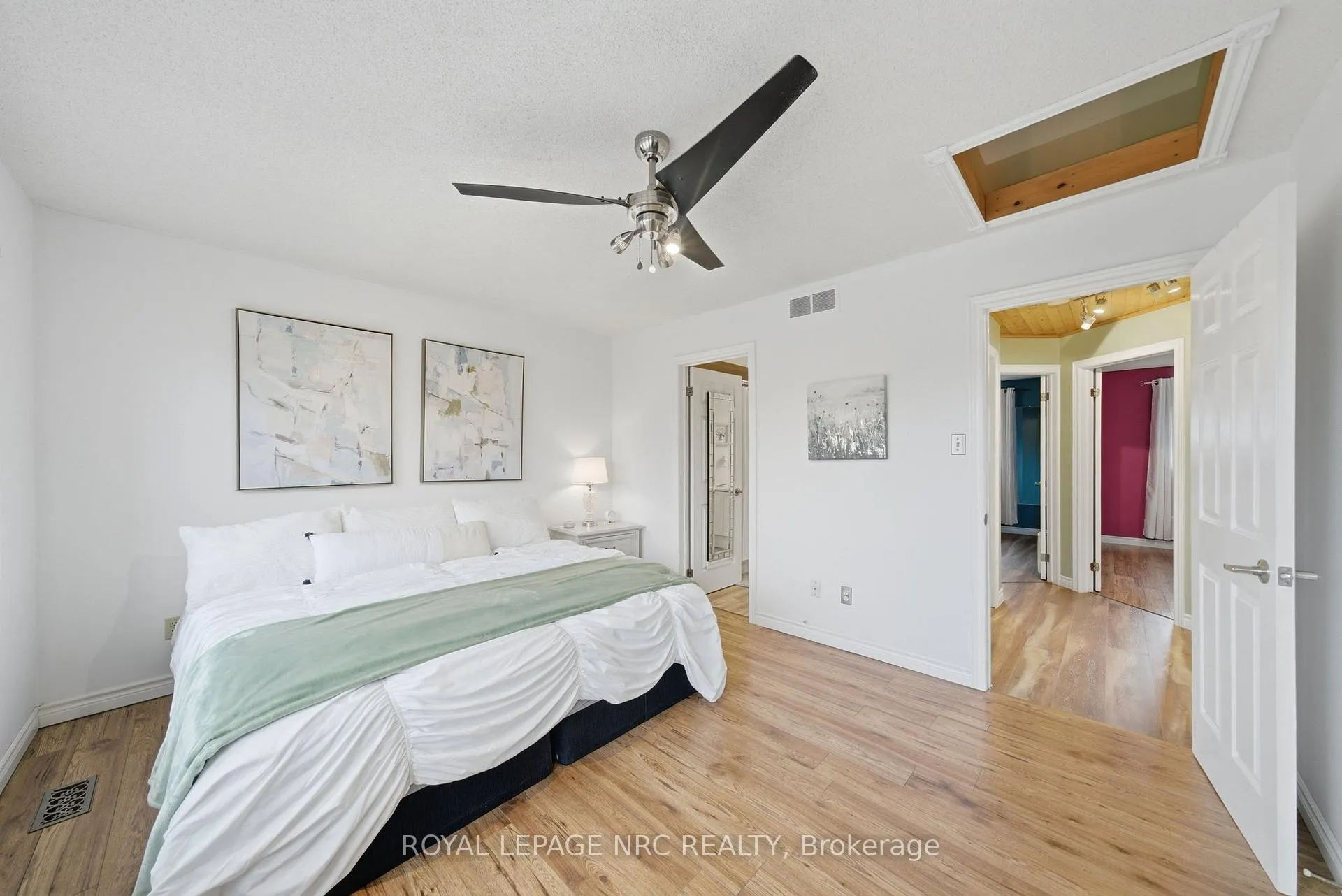 Photo 16 of 11 Tomahawk Drive, Grimsby, Grimsby East — HOMEH