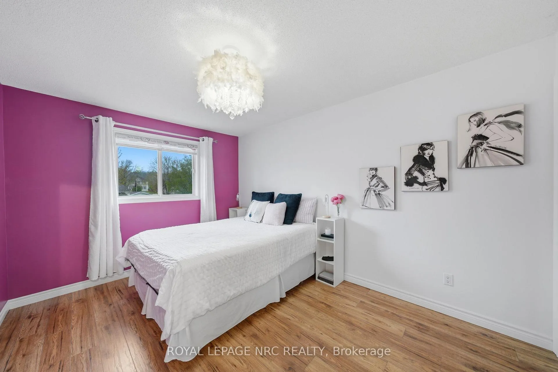 Photo 19 of 11 Tomahawk Drive, Grimsby, Grimsby East — HOMEH