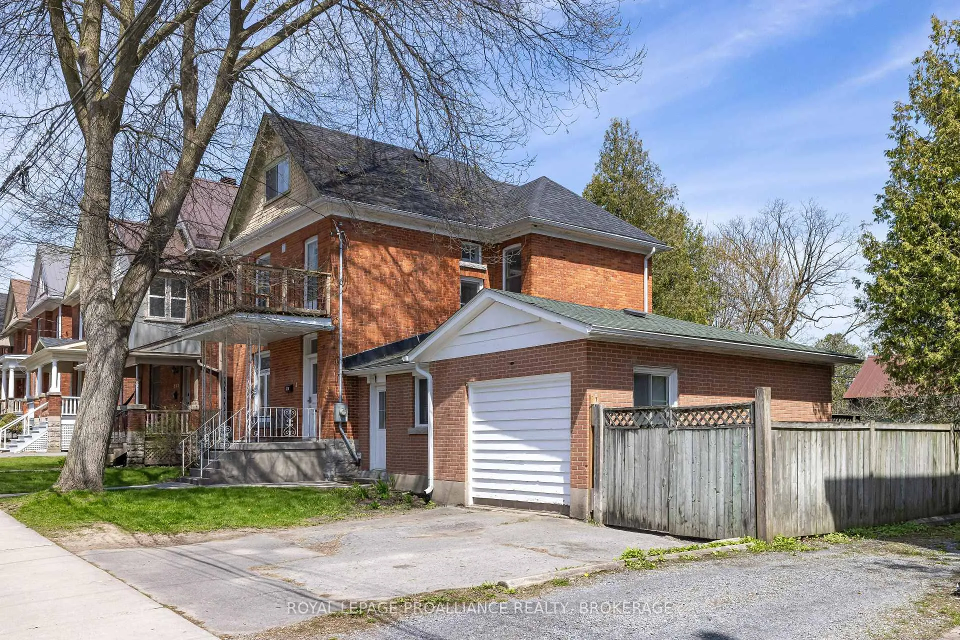 Photo 4 of 279 Frontenac Street, Kingston, Central City East — HOMEH