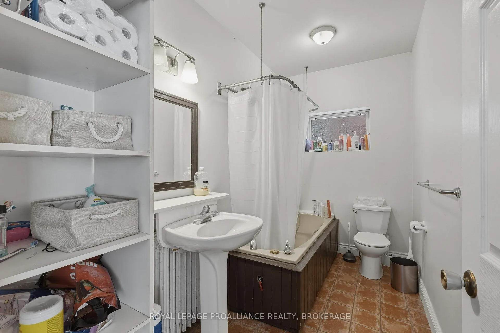 Photo 13 of 279 Frontenac Street, Kingston, Central City East — HOMEH