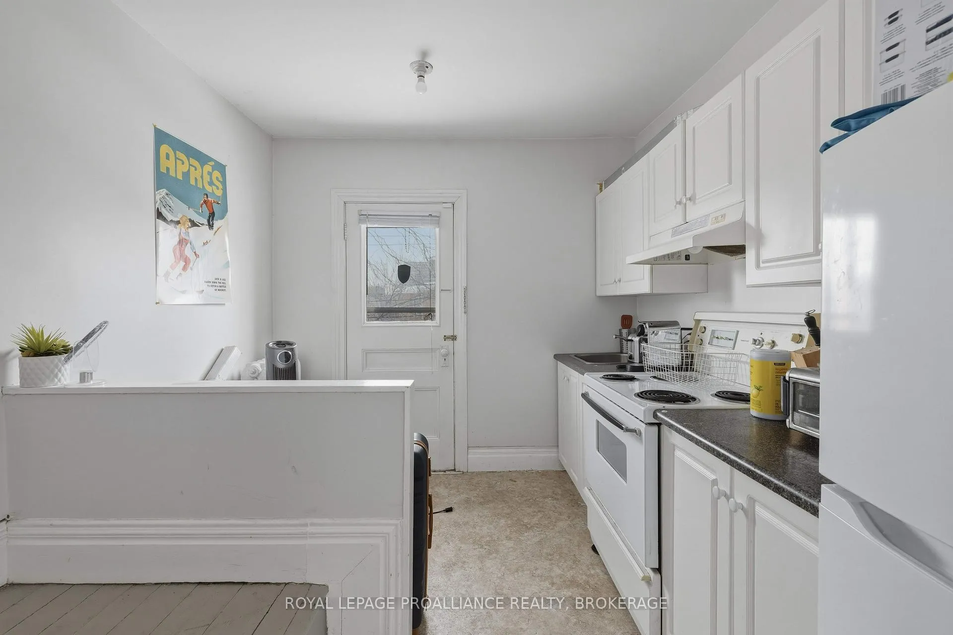Photo 21 of 279 Frontenac Street, Kingston, Central City East — HOMEH