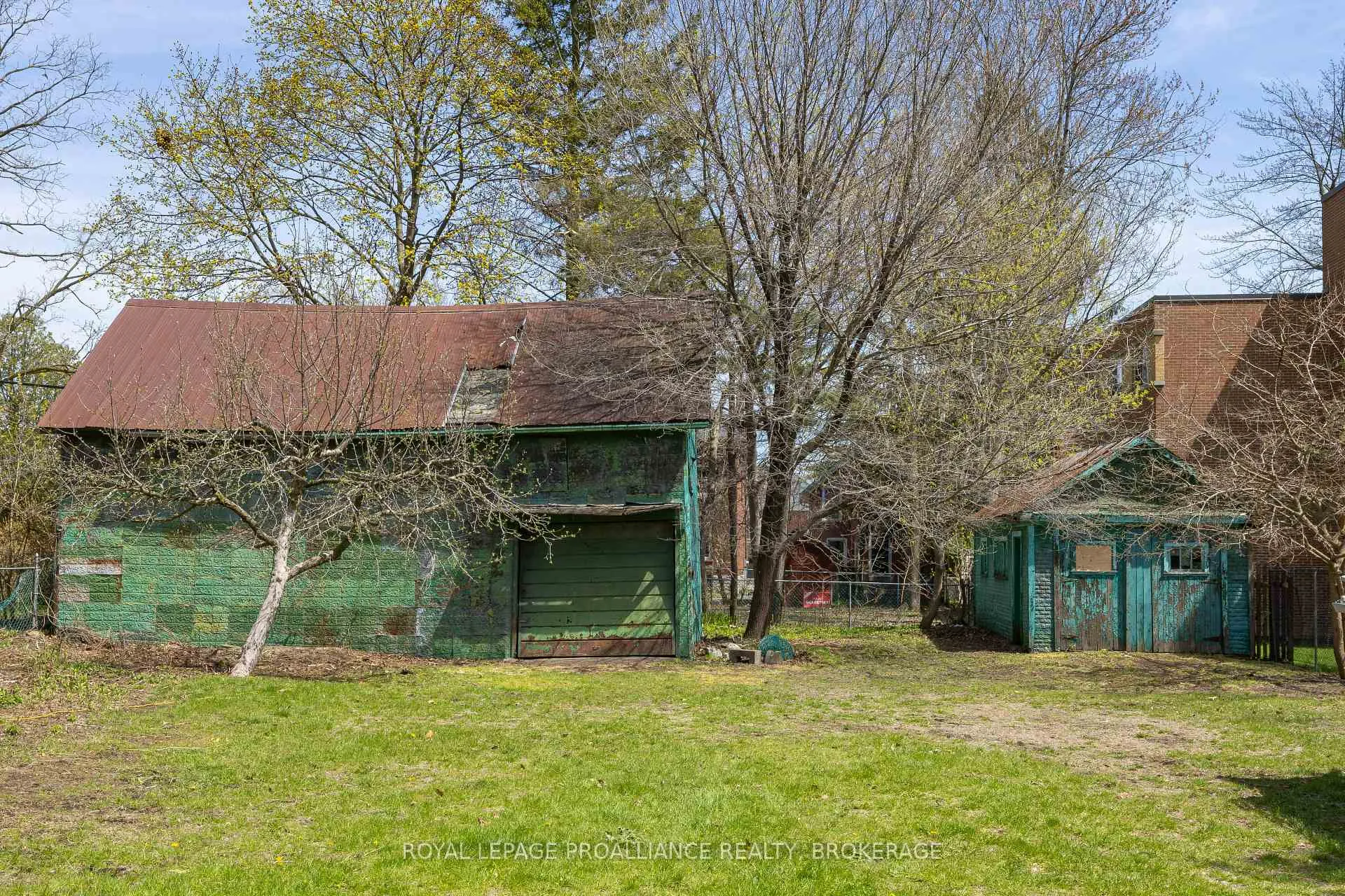 Photo 44 of 279 Frontenac Street, Kingston, Central City East — HOMEH