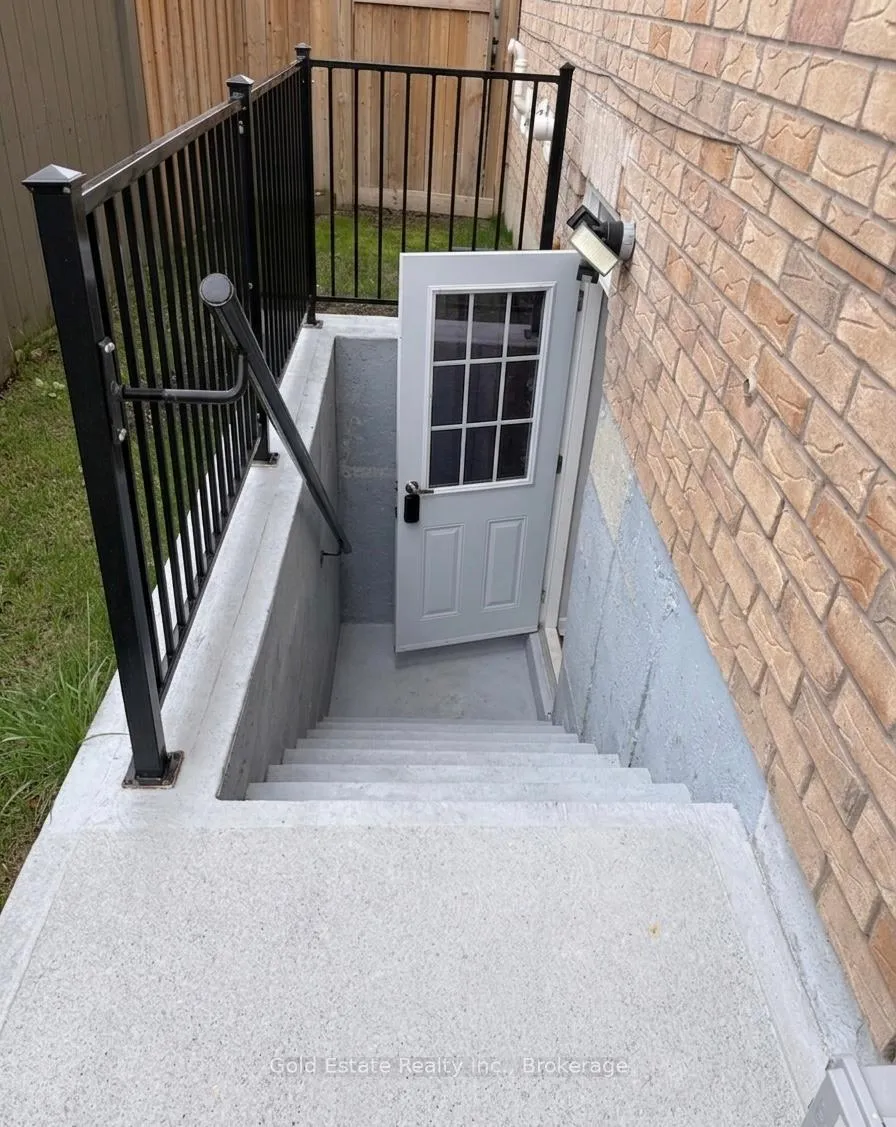 Photo 1 of Unit Bsmt, 57 Rangemore Road, Brampton, Northwest Brampton — HOMEH