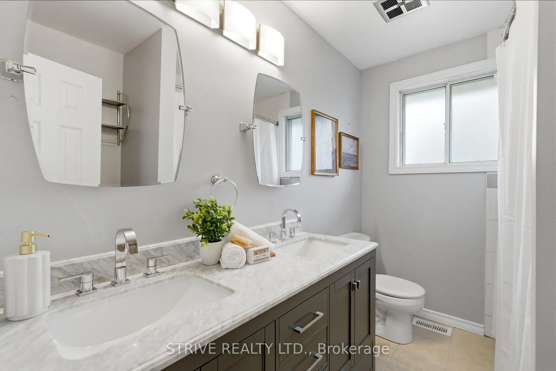 Photo 21 of 284 College Avenue, Oshawa, Vanier — HOMEH