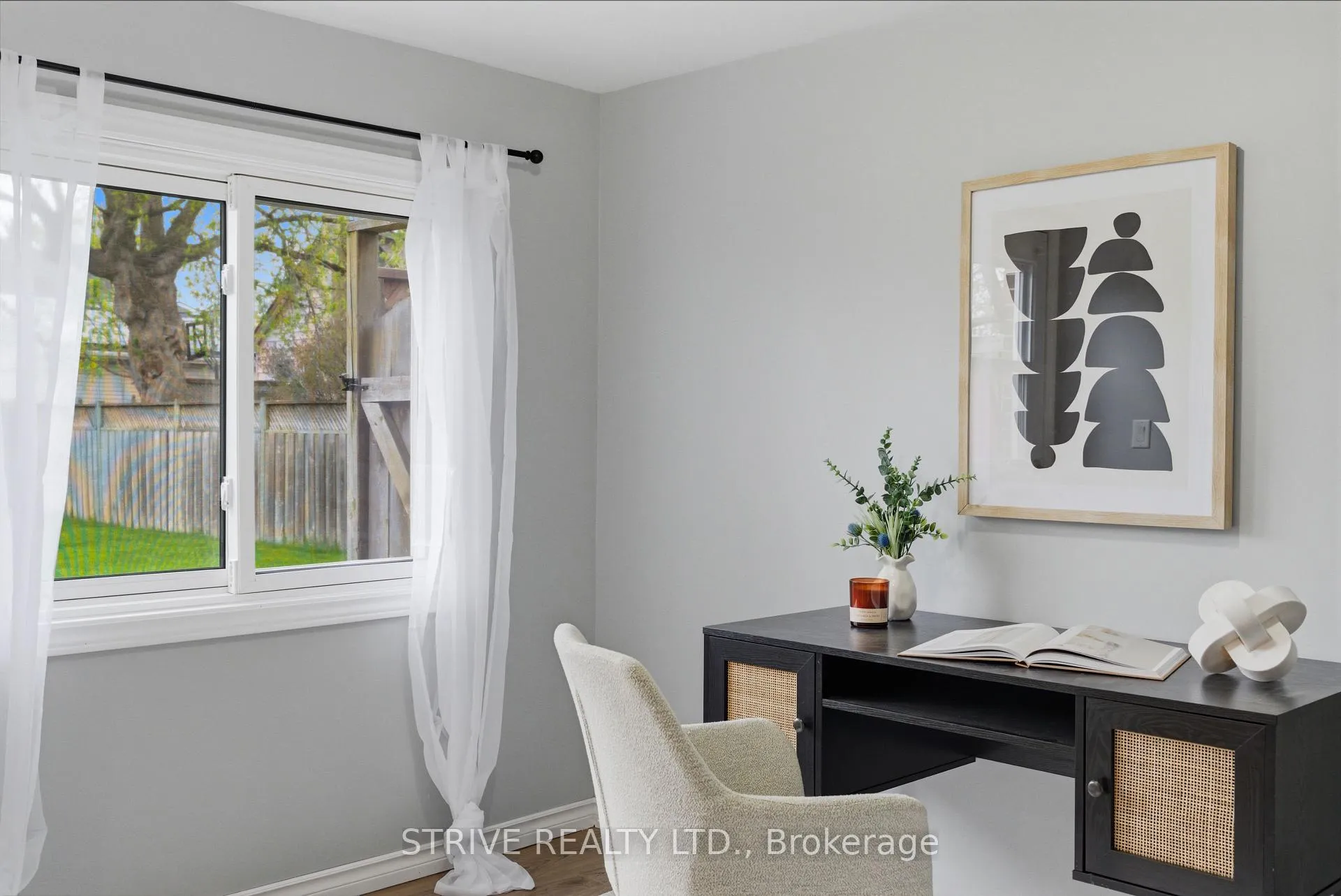Photo 26 of 284 College Avenue, Oshawa, Vanier — HOMEH